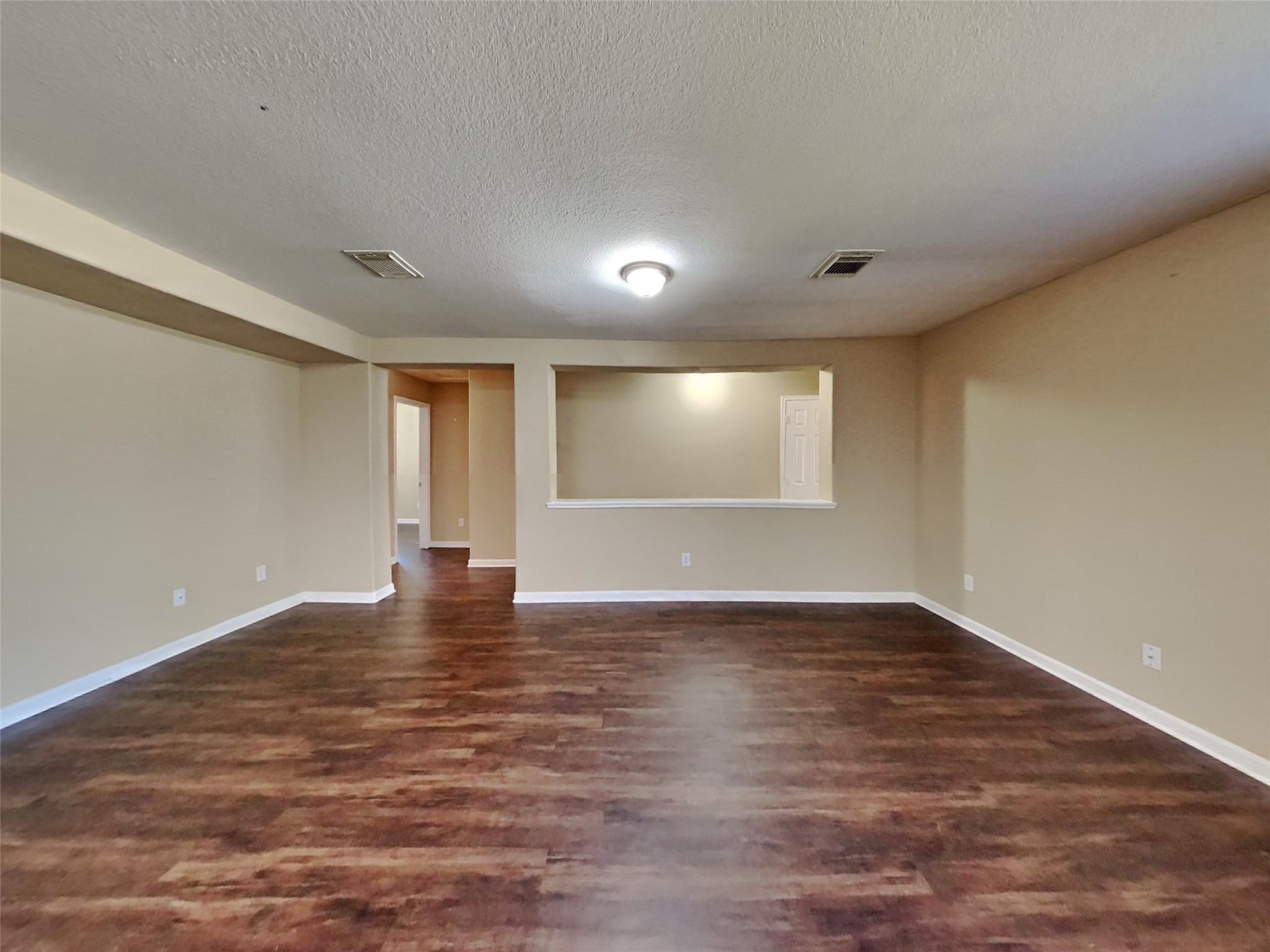 6907 Oleander Grove Way Property Photo 5