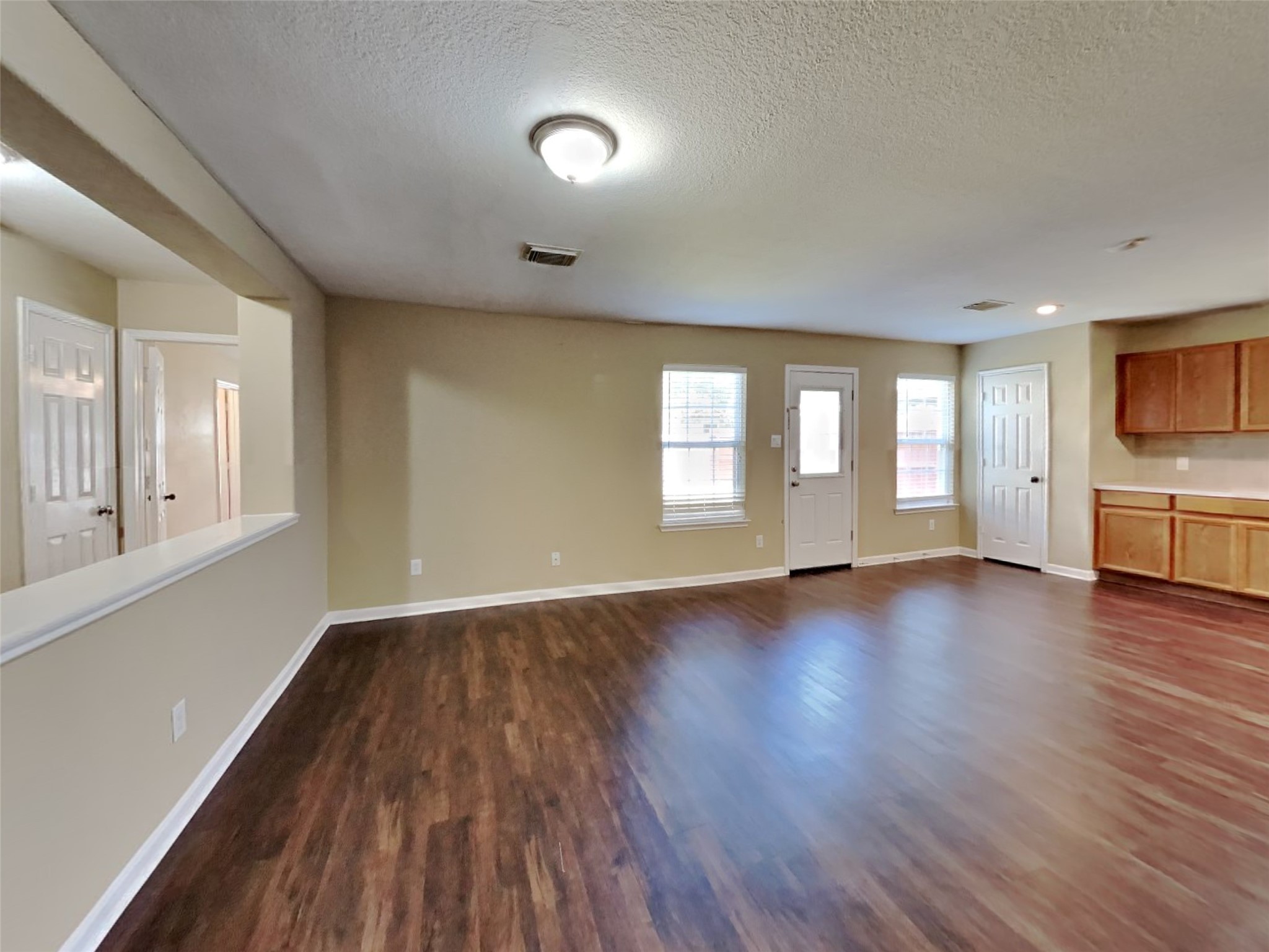 6907 Oleander Grove Way Property Photo 6