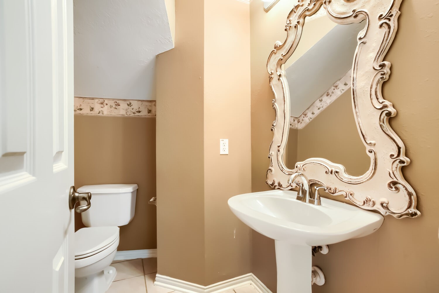 3711 Wickson Square Property Photo 16
