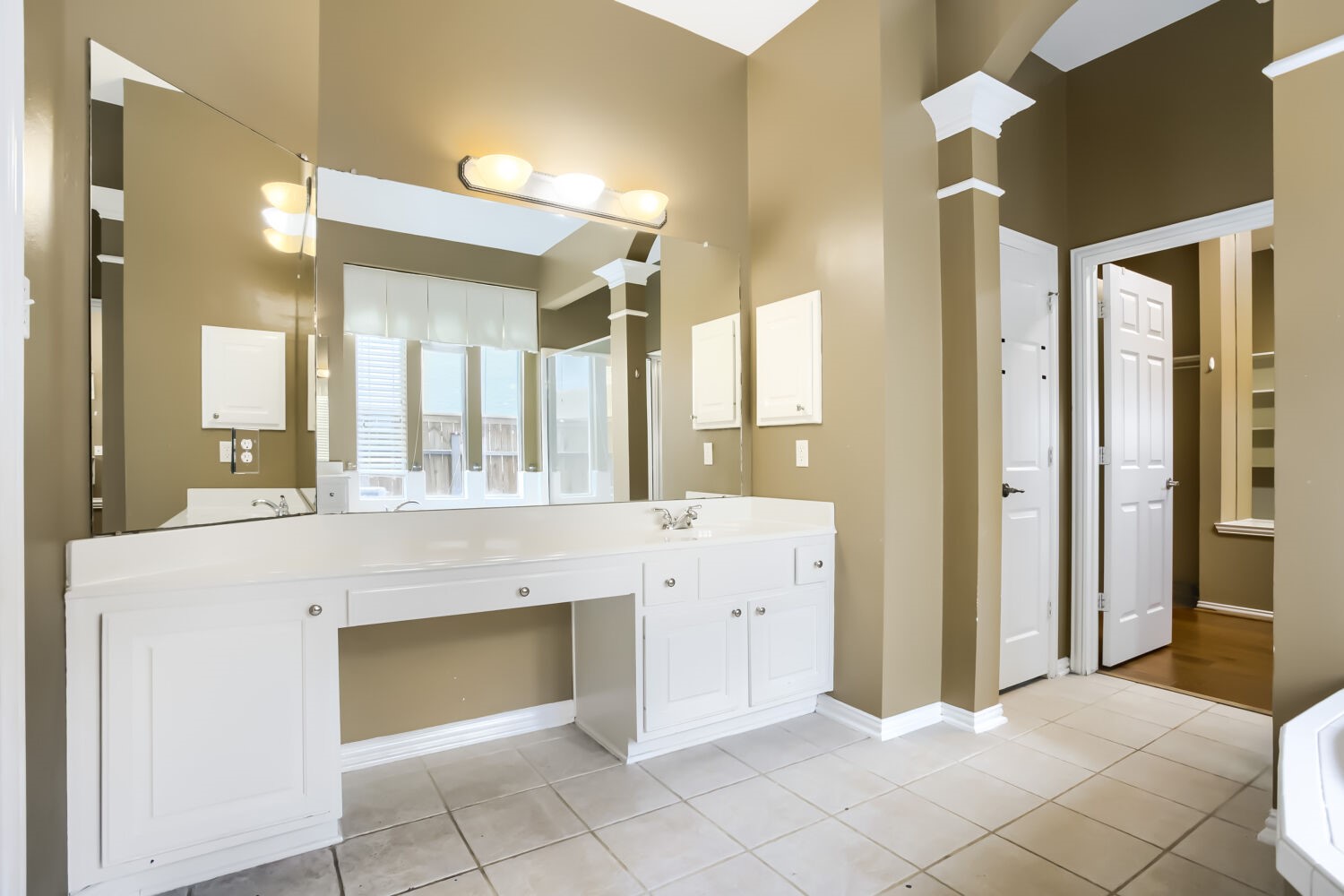 3711 Wickson Square Property Photo 19