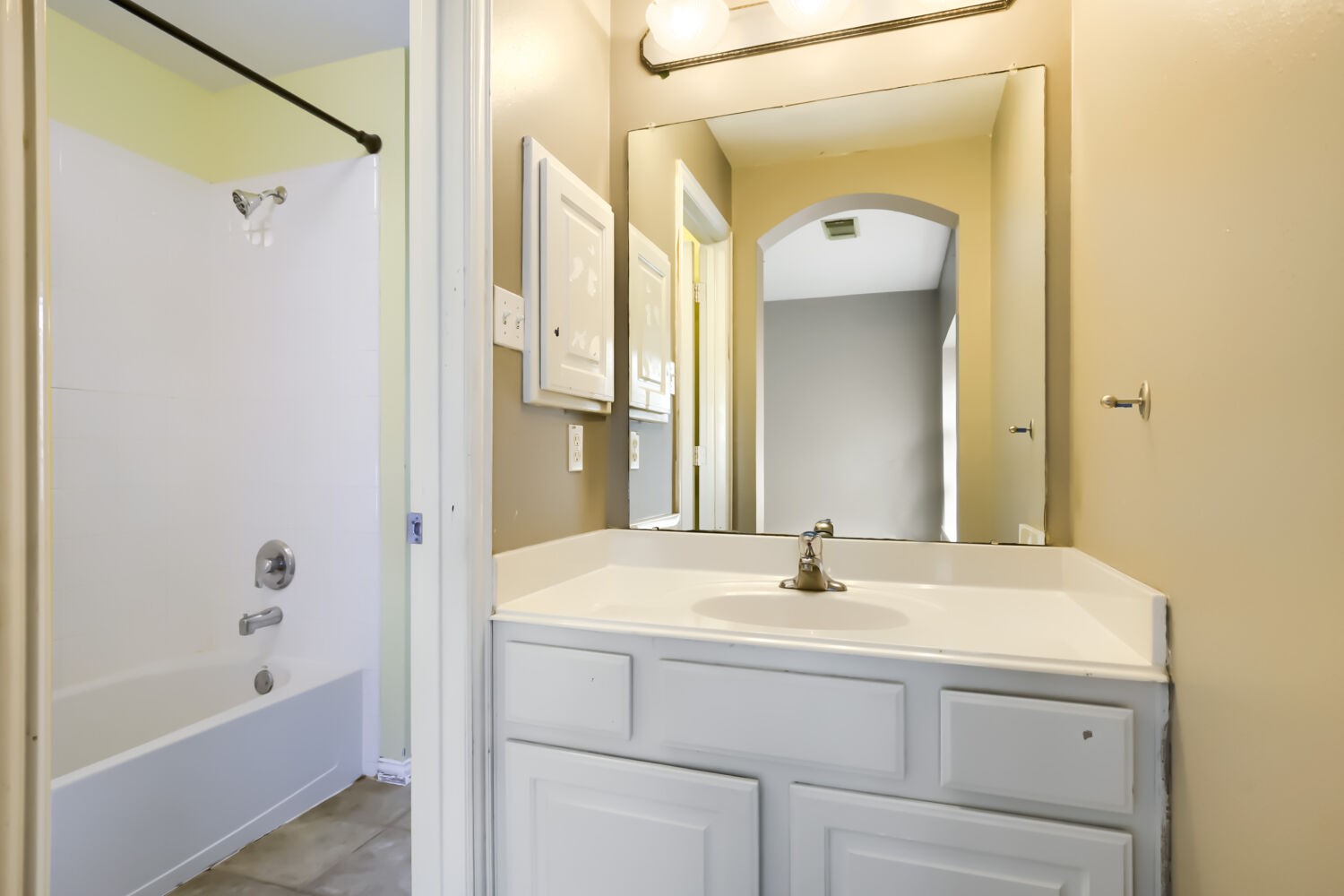 3711 Wickson Square Property Photo 23