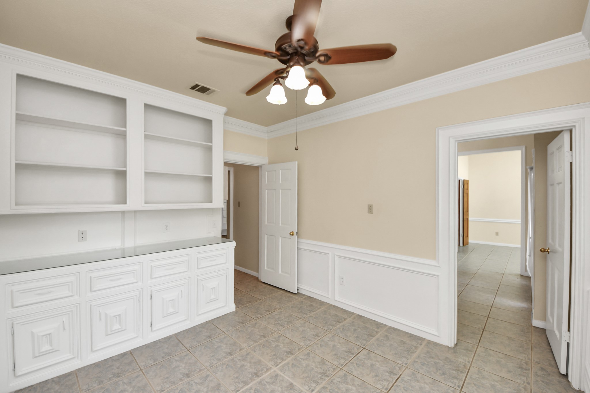 10503 Great Plains Lane Property Photo 7