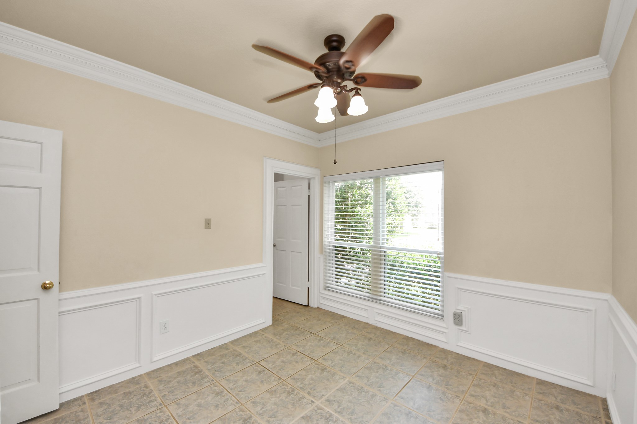 10503 Great Plains Lane Property Photo 8