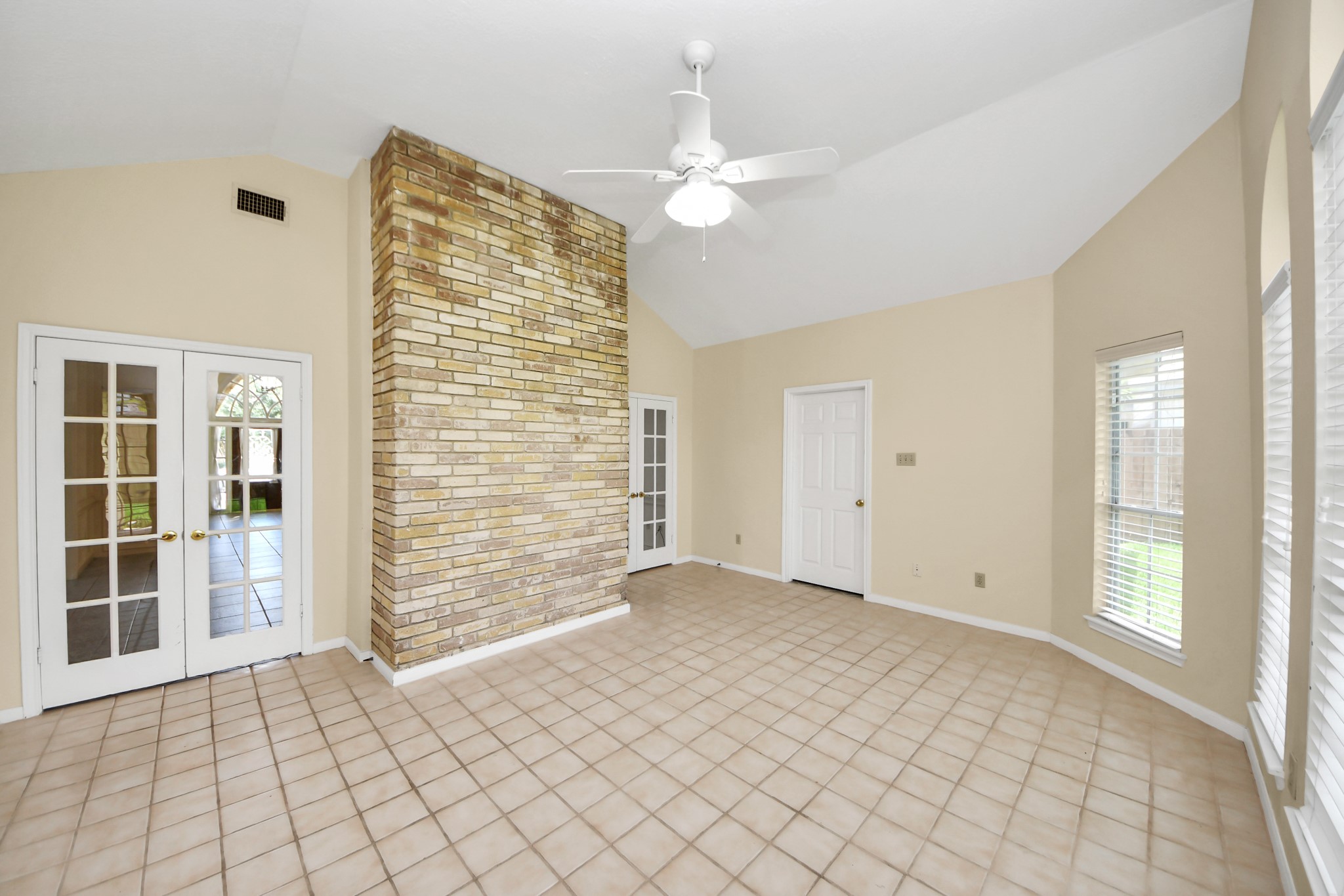 10503 Great Plains Lane Property Photo 19
