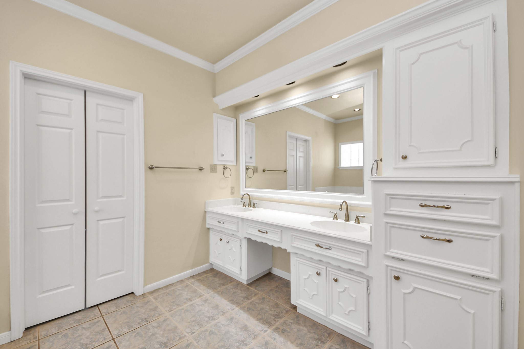10503 Great Plains Lane Property Photo 22