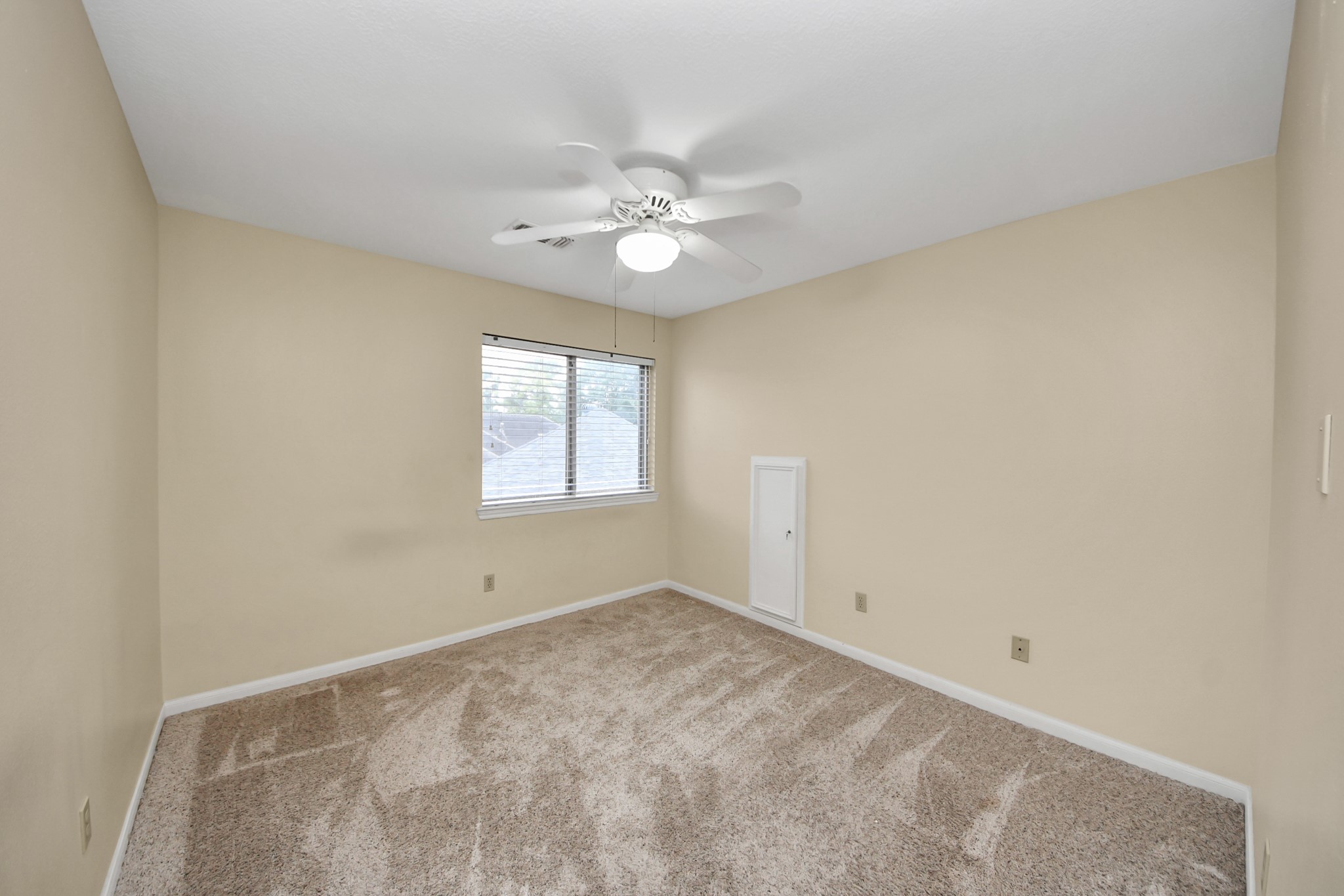10503 Great Plains Lane Property Photo 27