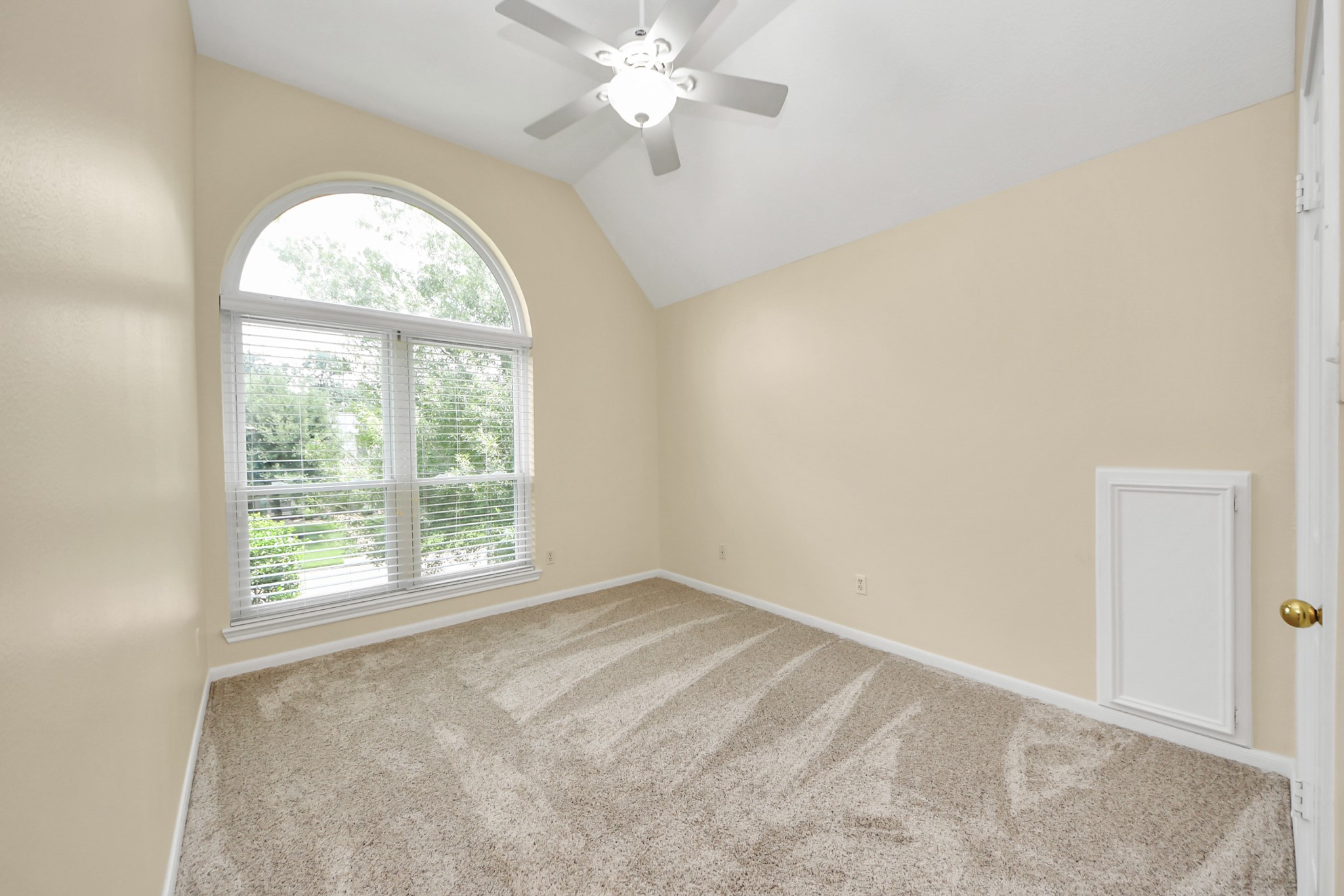 10503 Great Plains Lane Property Photo 28