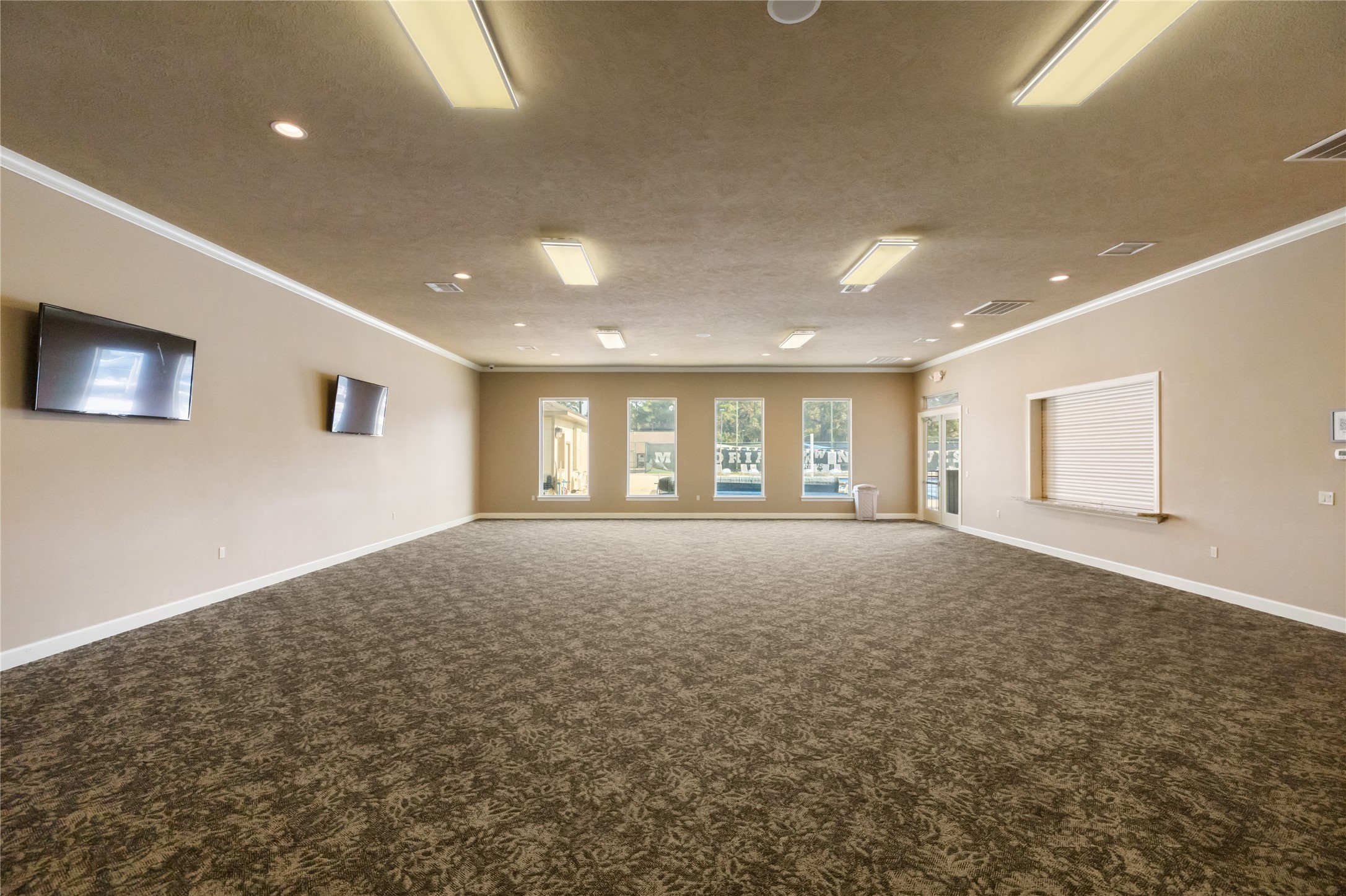 18118 Shadow Valley Drive Property Photo 40