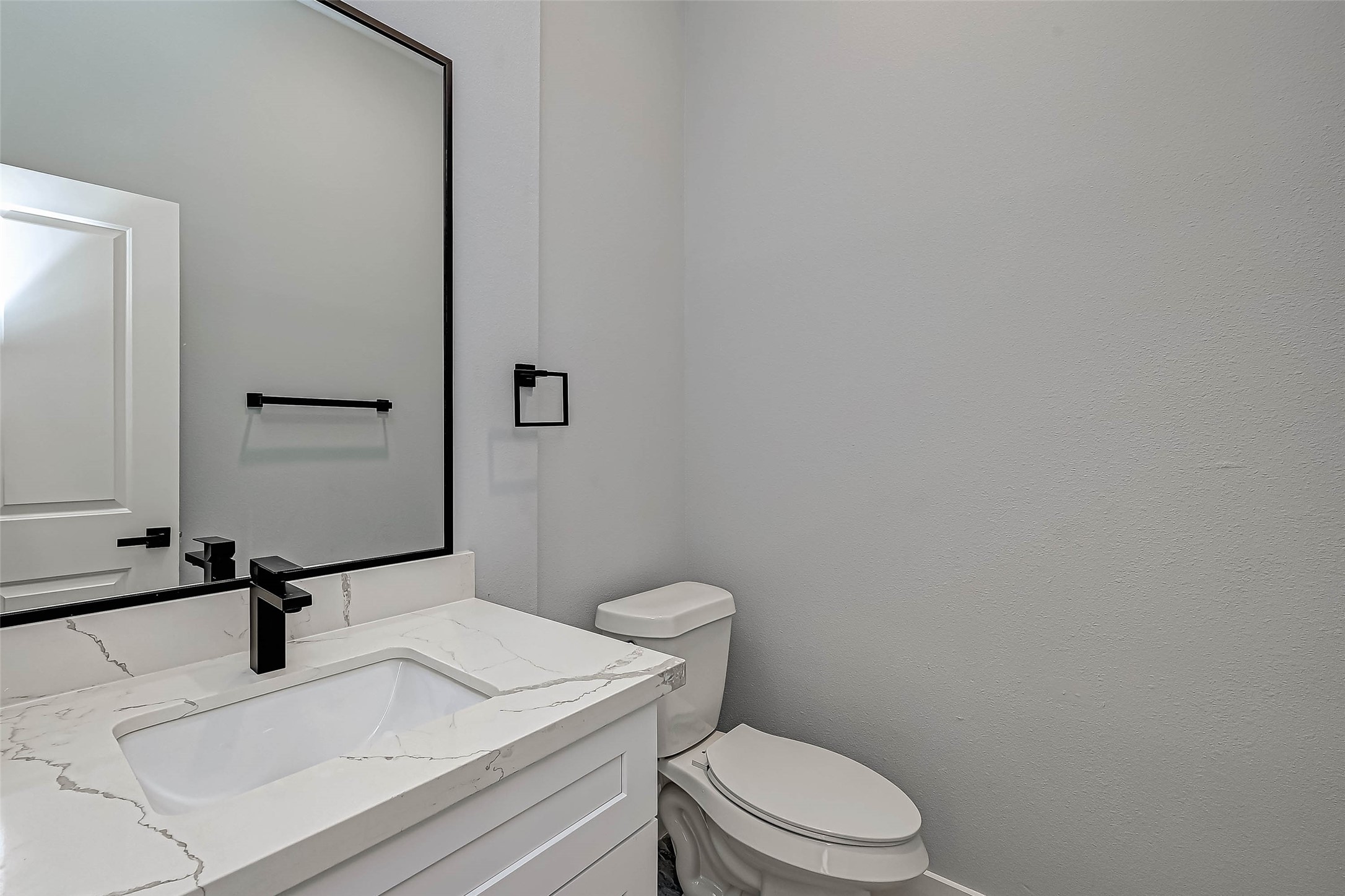 7118 Saint Augustine Street Property Photo 10