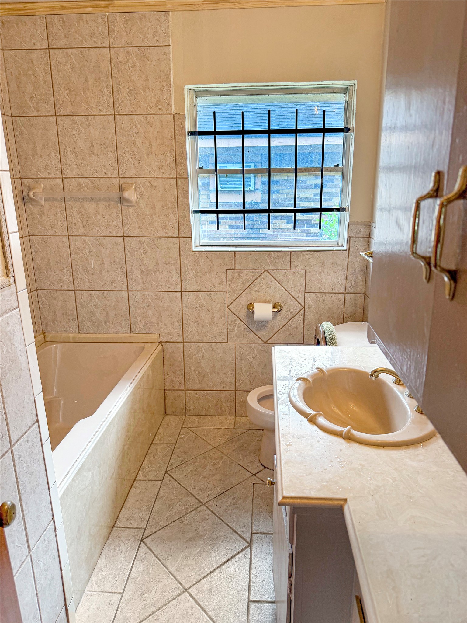 10437 Wolbrook Street Property Photo 5