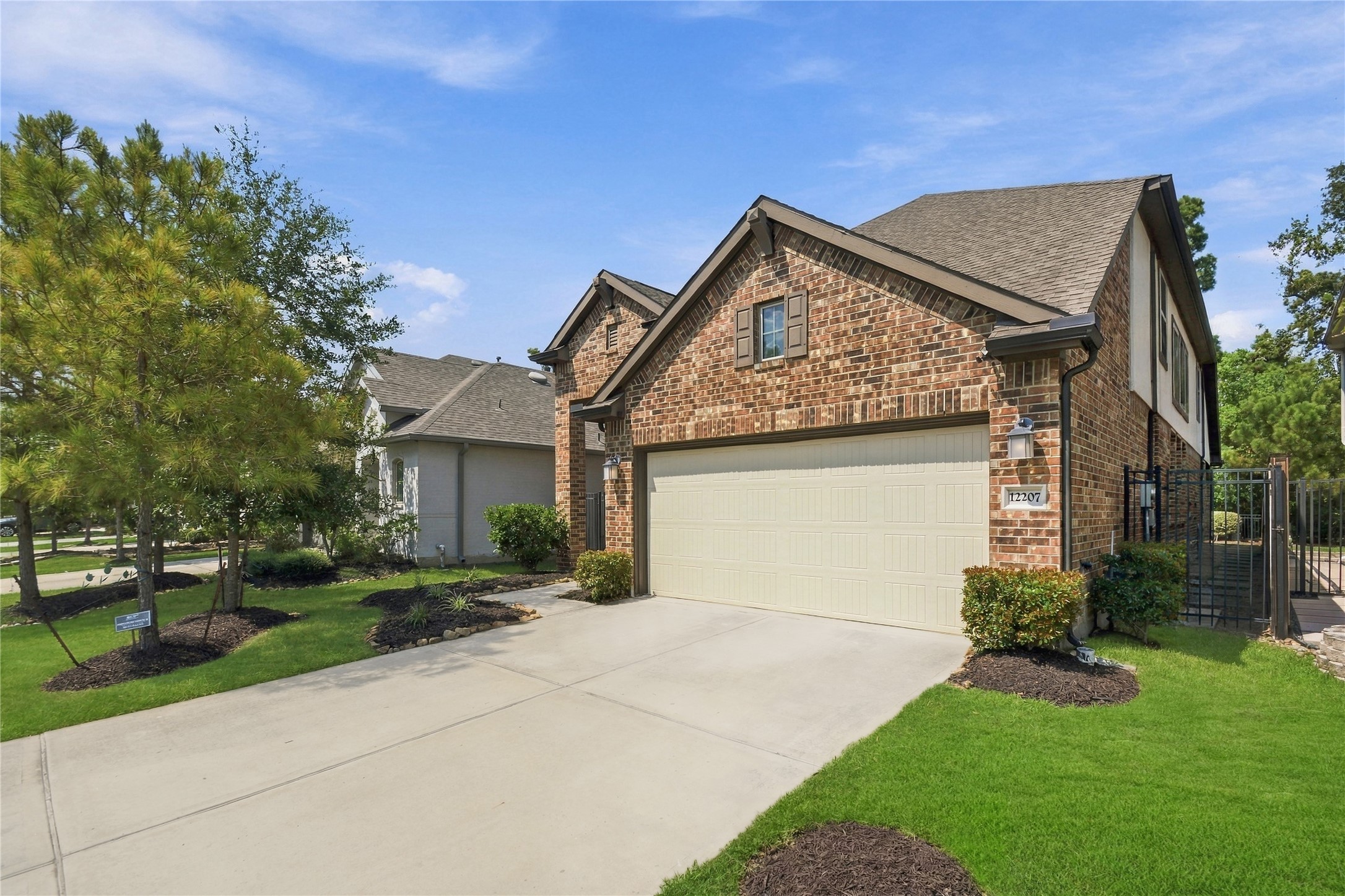 12207 Texas Trumpet Trail Property Photo 2