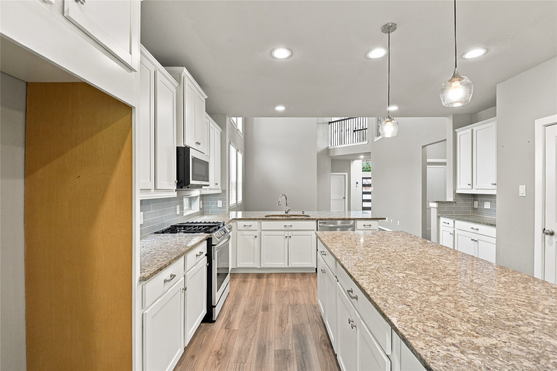 12207 Texas Trumpet Trail Property Photo 9