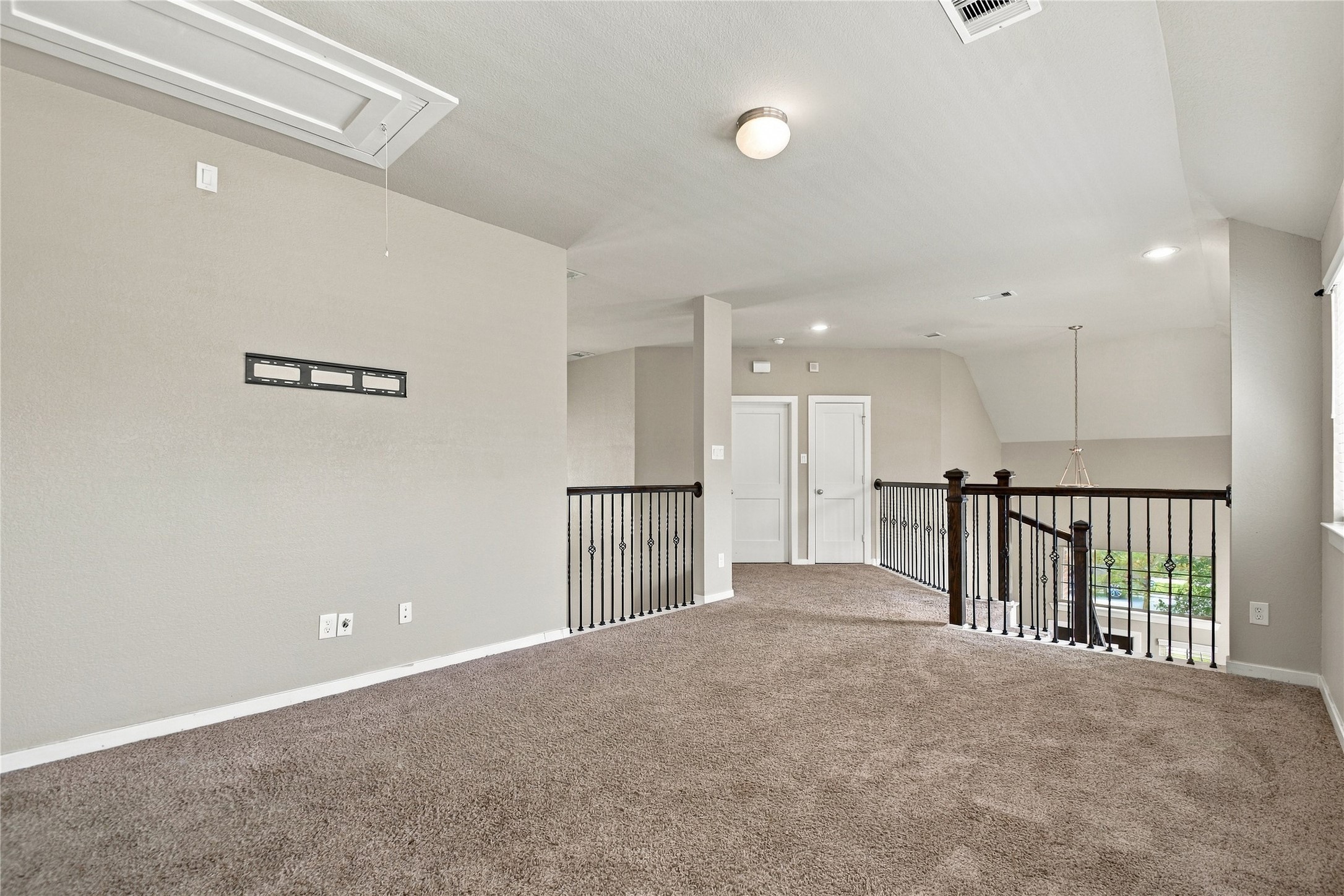12207 Texas Trumpet Trail Property Photo 22