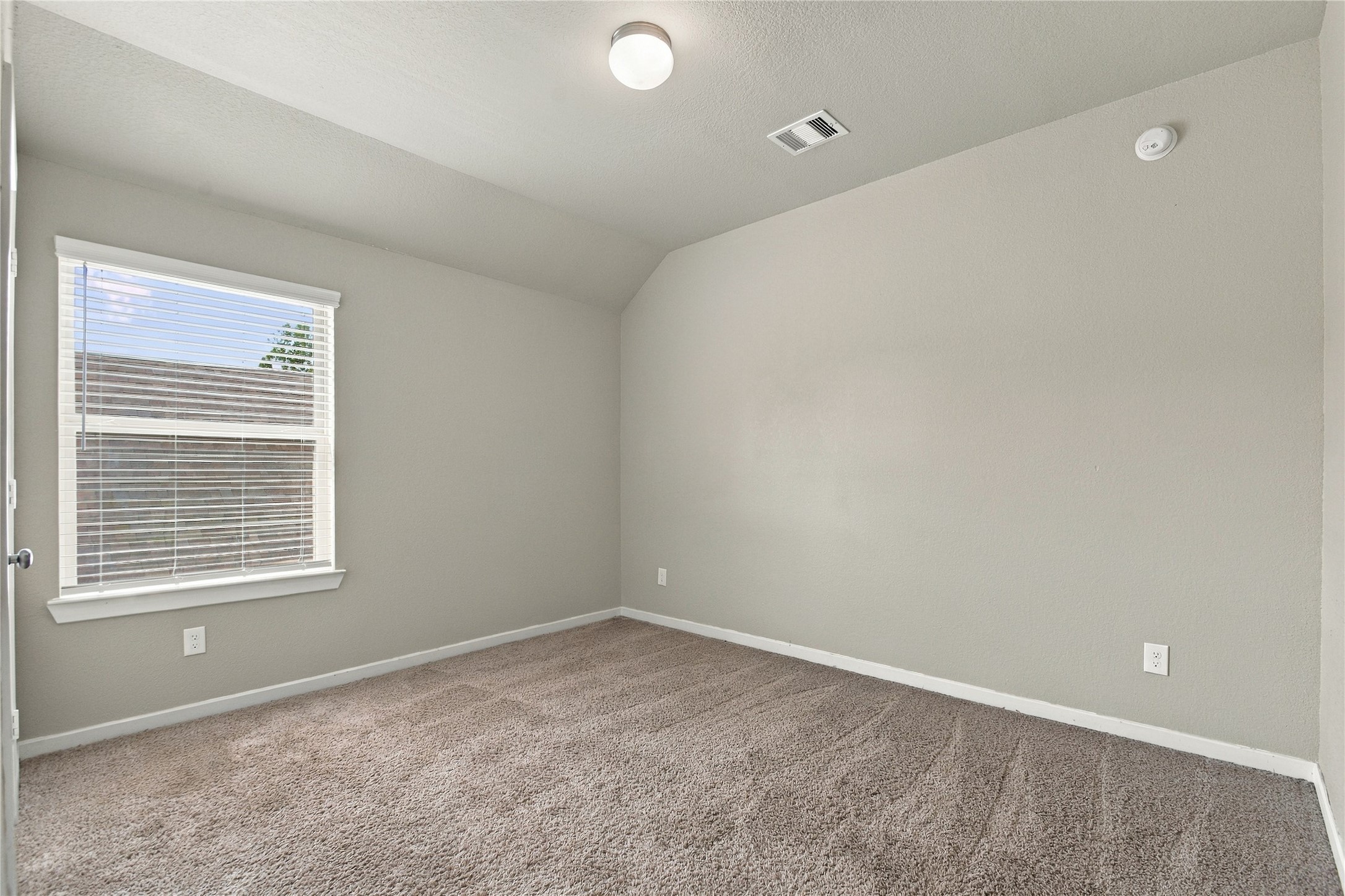 12207 Texas Trumpet Trail Property Photo 25