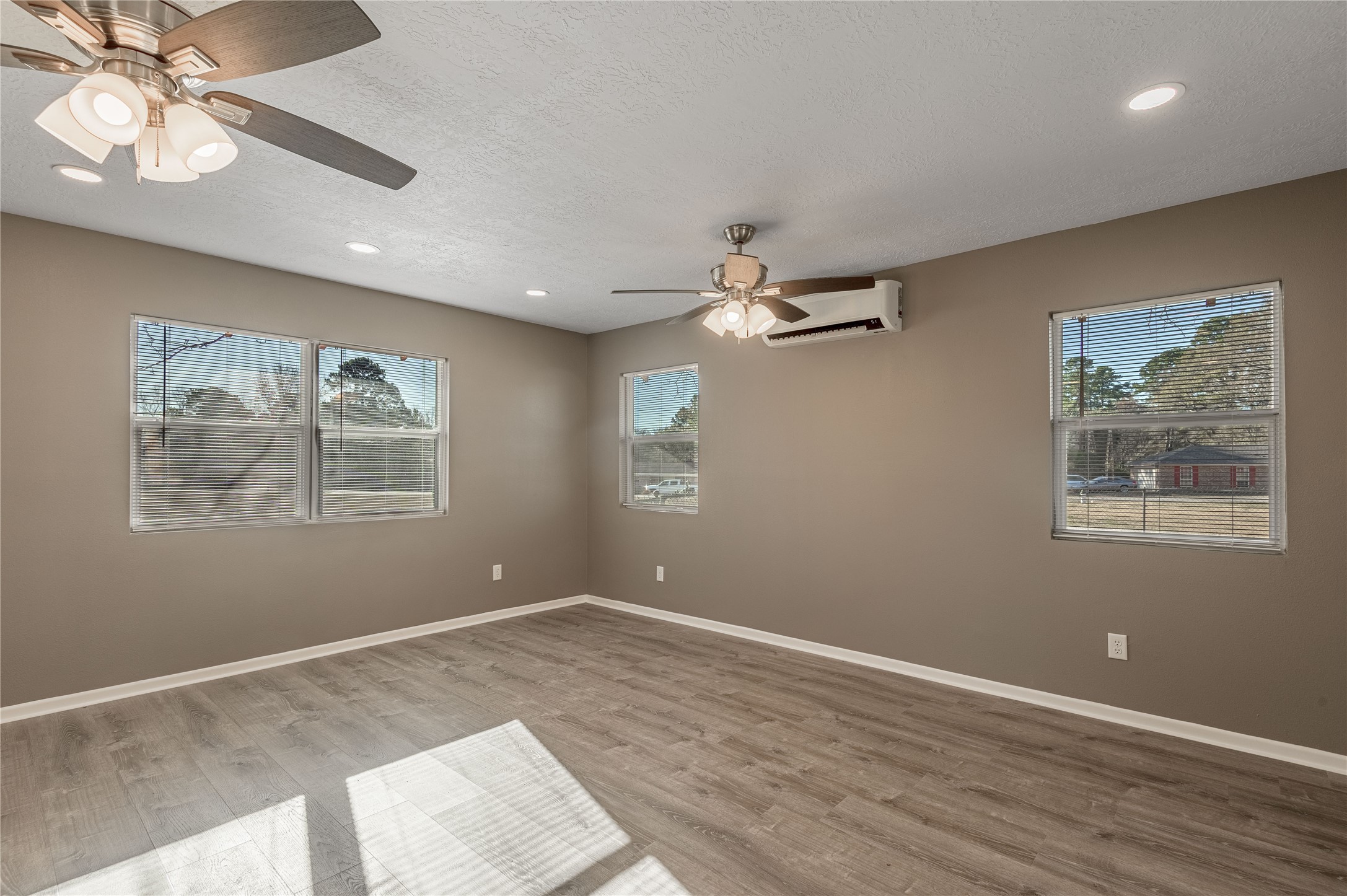 2201 Badger Lane Property Photo 21
