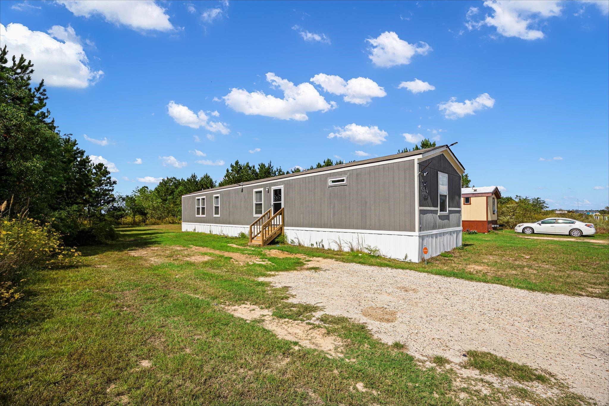 281 Road 5703 Property Photo 1