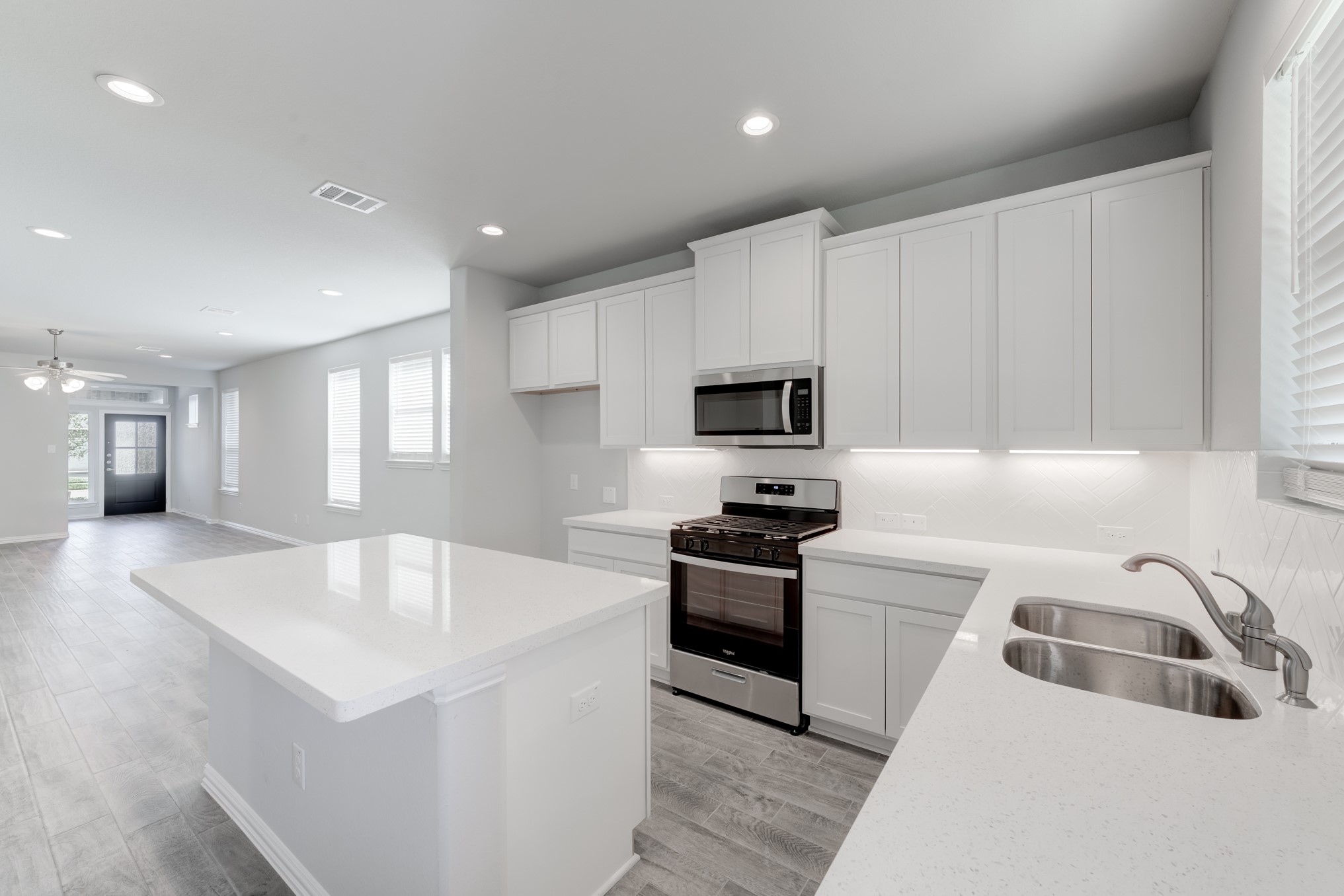 1225 Red Hills Drive Property Photo 12