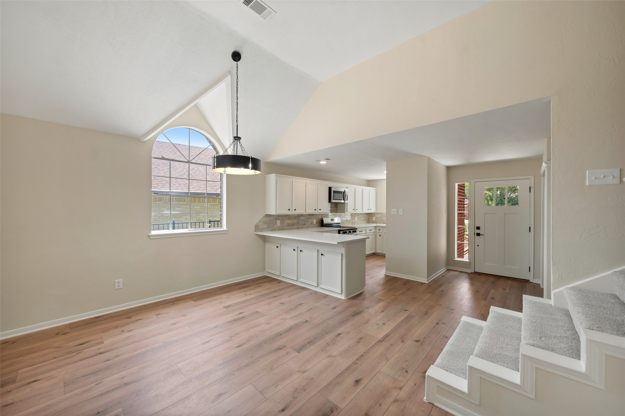 6979 Breezy Point Property Photo 5