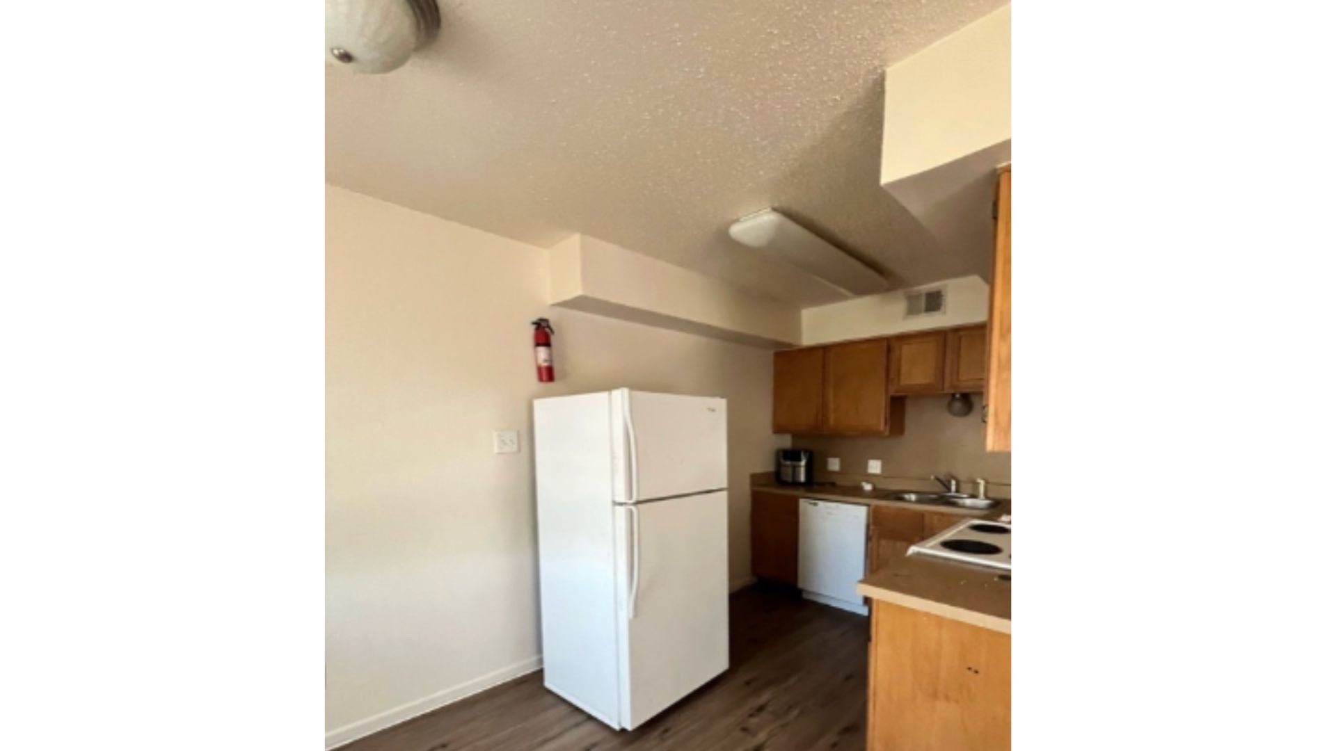 701 N Madison Street Property Photo 2