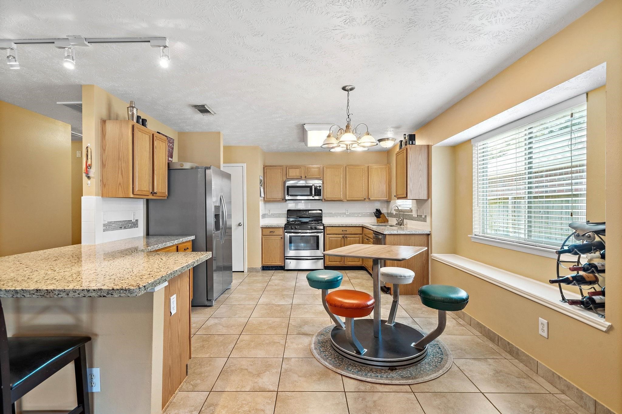 18223 Lundar Lane Property Photo 5