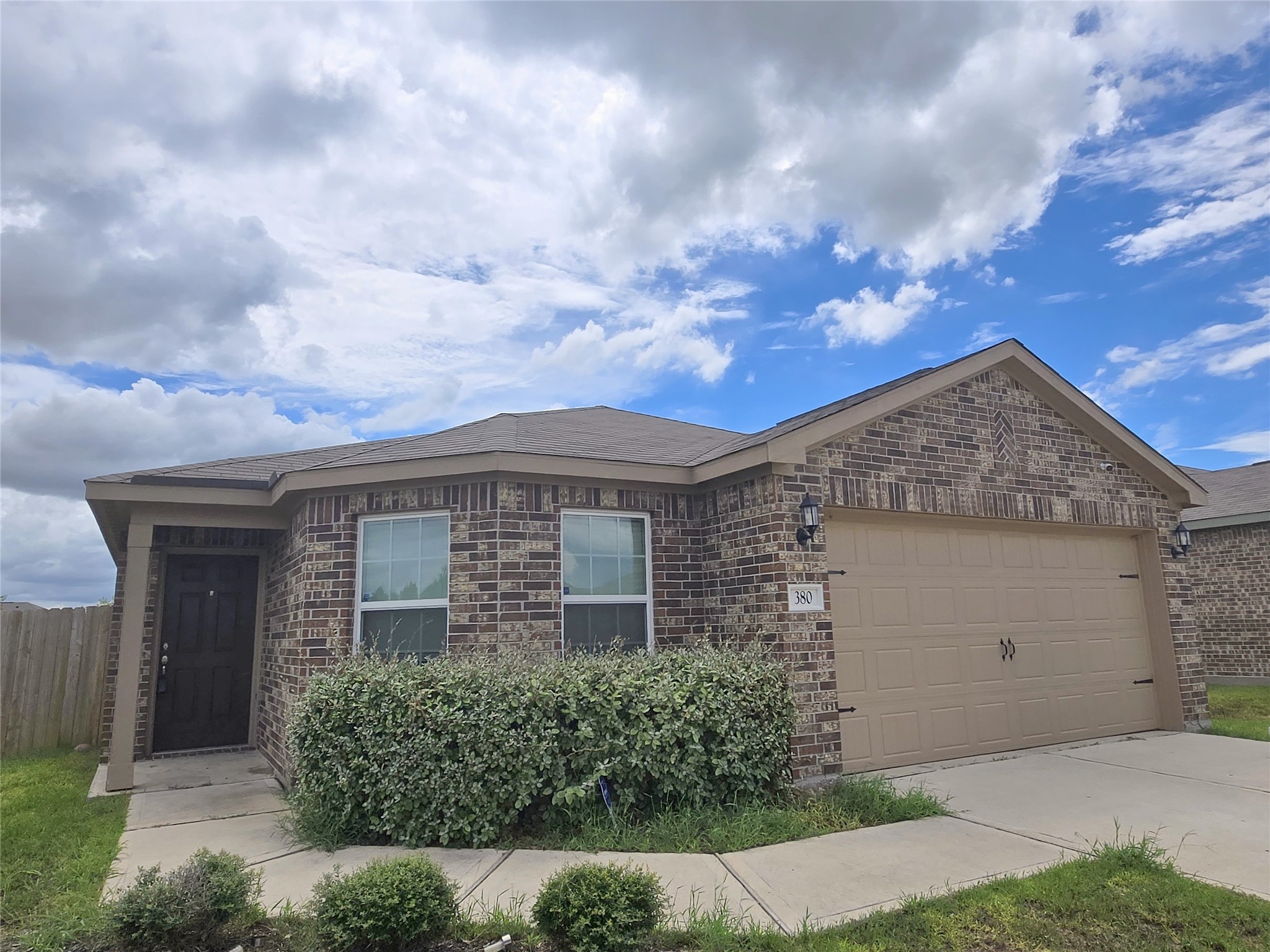 380 Stone Gage Drive Property Photo 1