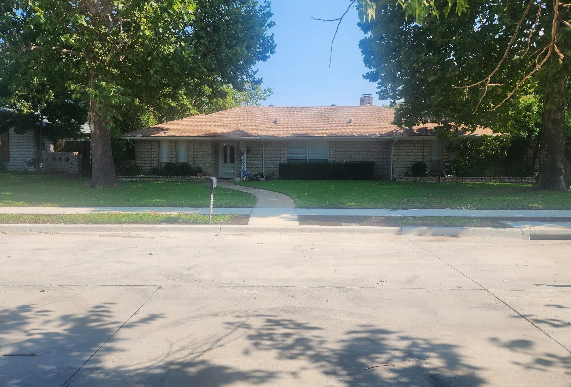 2017 Westridge Drive Property Photo 1