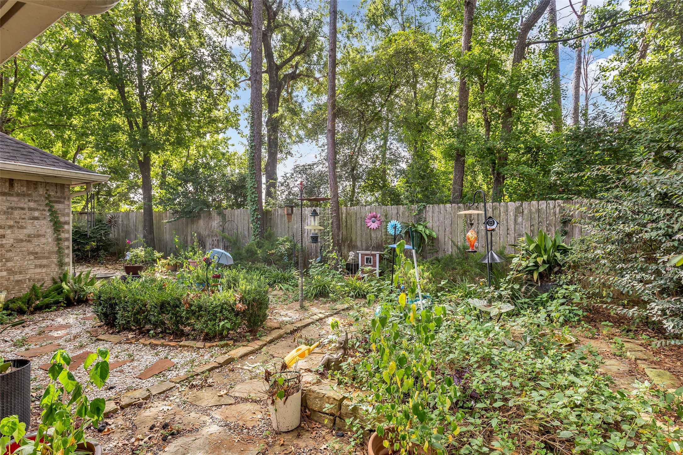 2618 Spring Bend Drive Property Photo 31