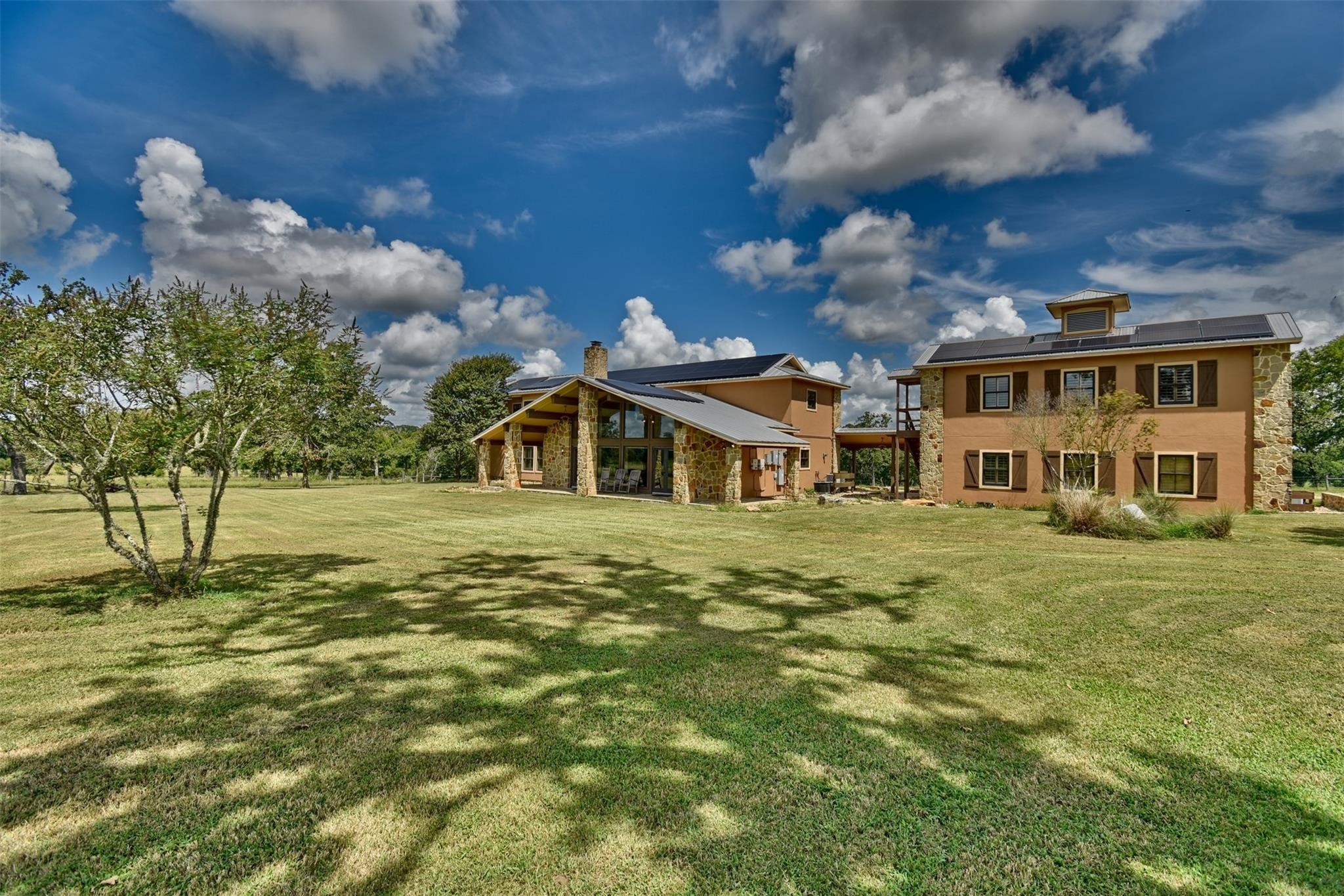 2316 Highway 159 E Property Photo 5