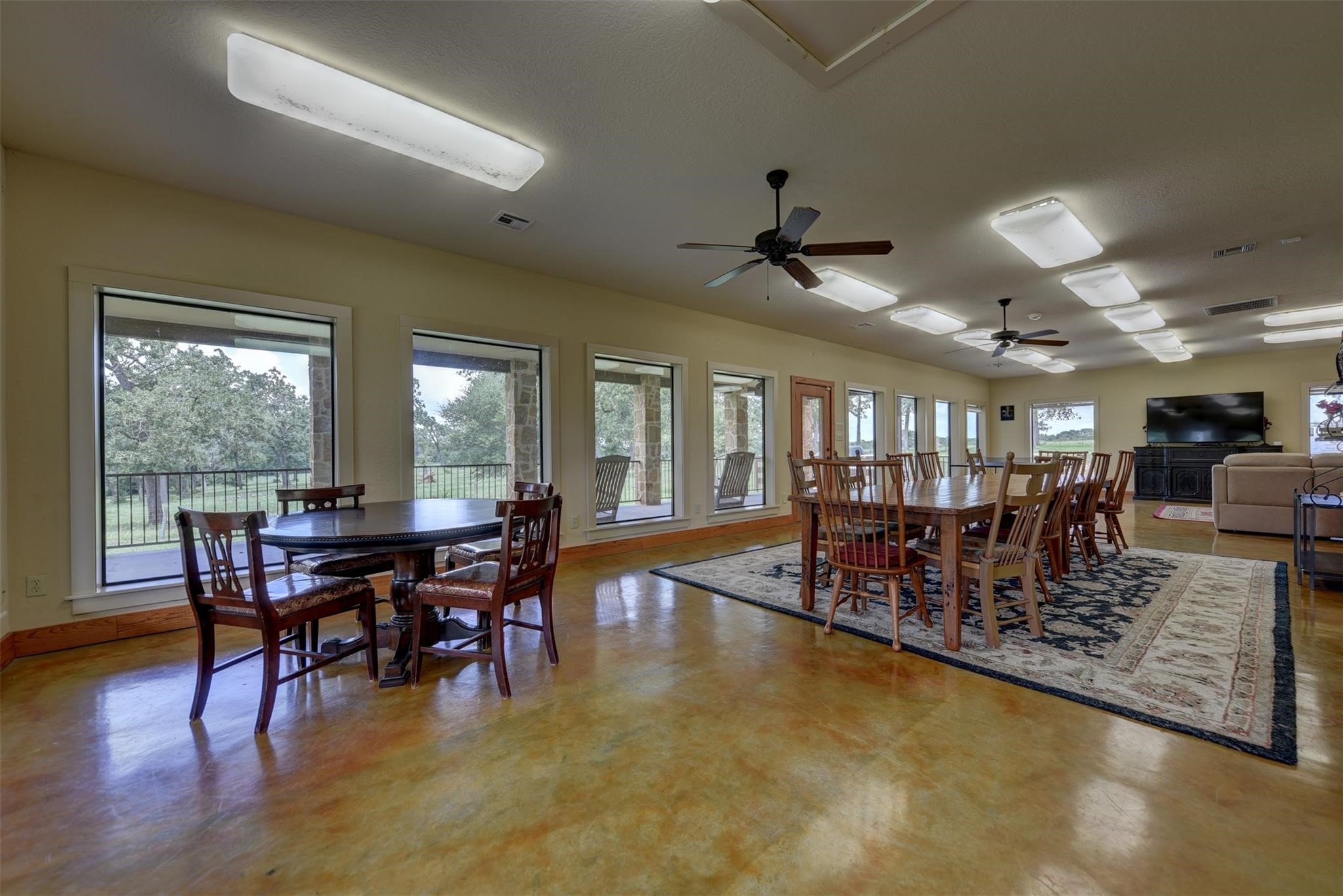 2316 Highway 159 E Property Photo 32