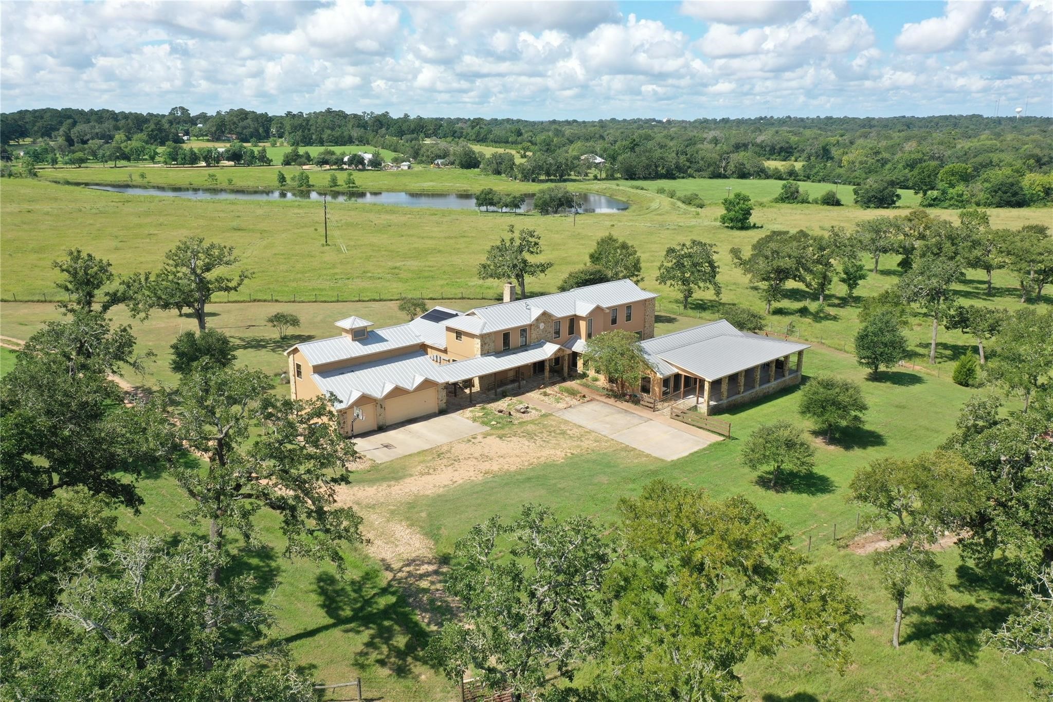 2316 Highway 159 E Property Photo 48