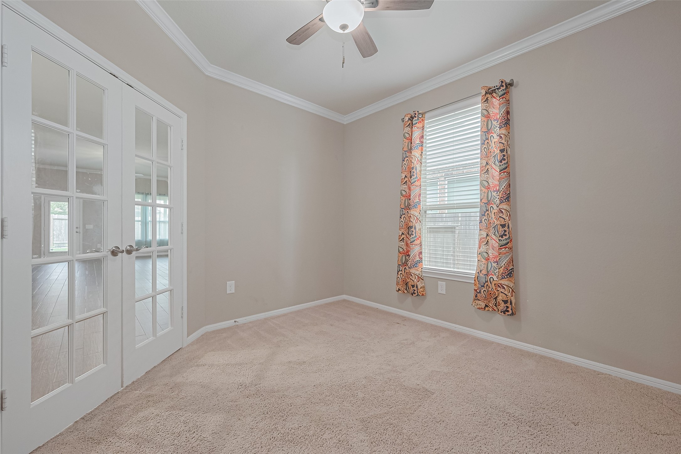 5327 Silver Ledge Drive Property Photo 11