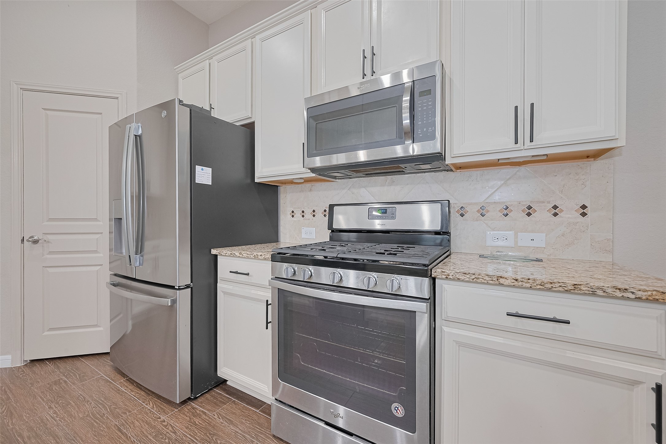 5327 Silver Ledge Drive Property Photo 18