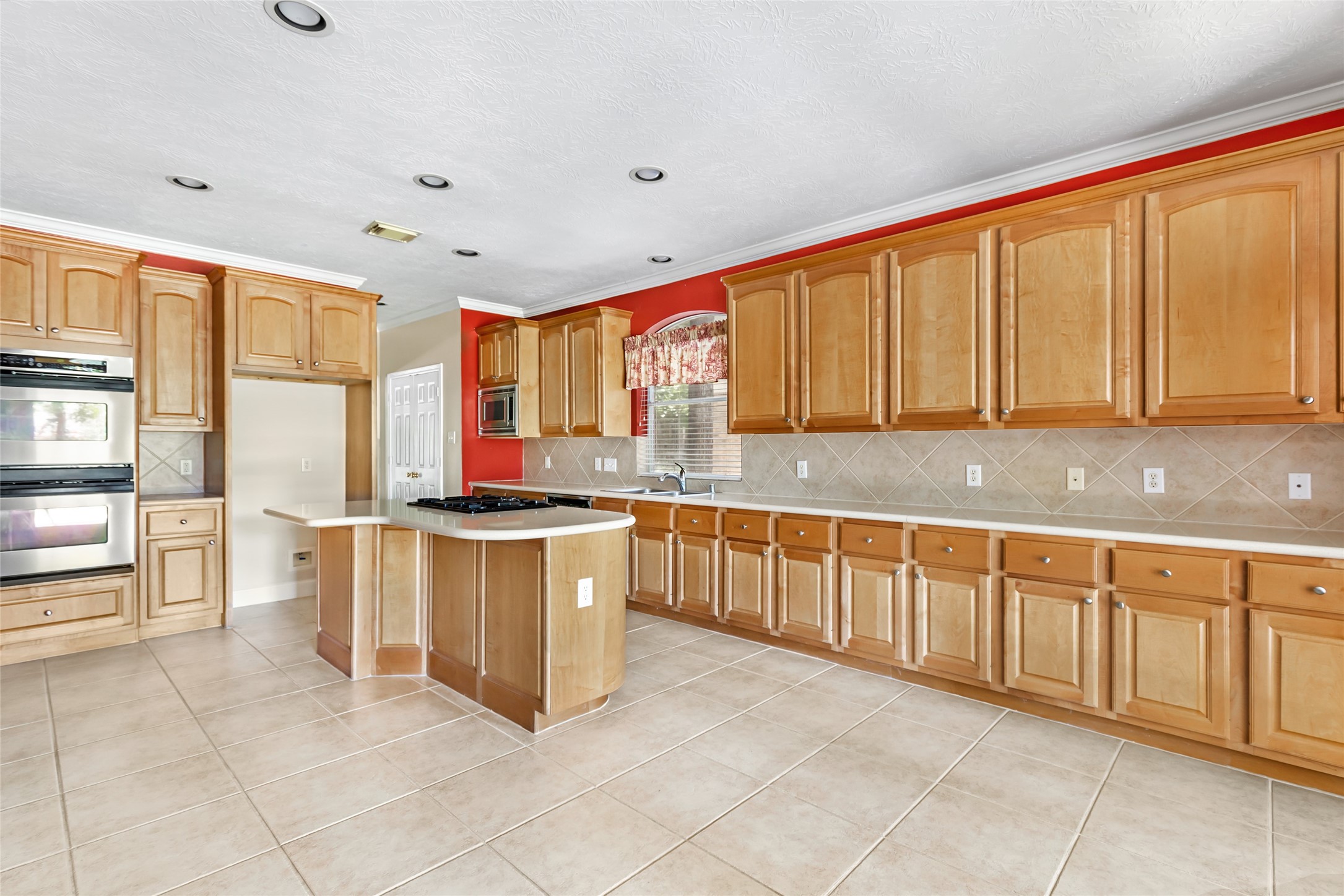 5426 Hickory Village Drive Property Photo 13