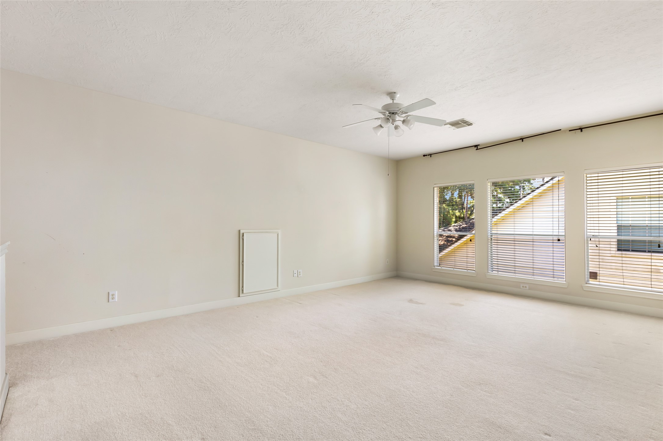 5426 Hickory Village Drive Property Photo 37