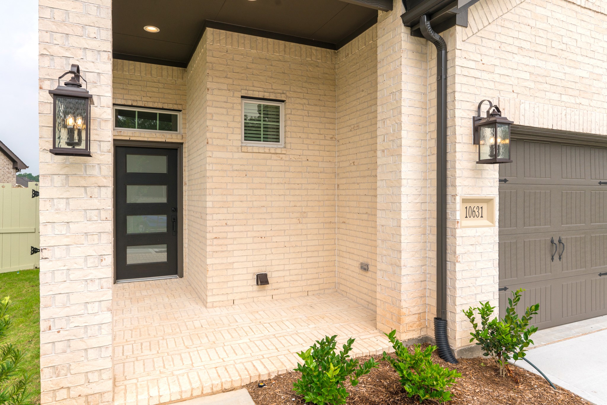 10631 Wild Chives Property Photo 4