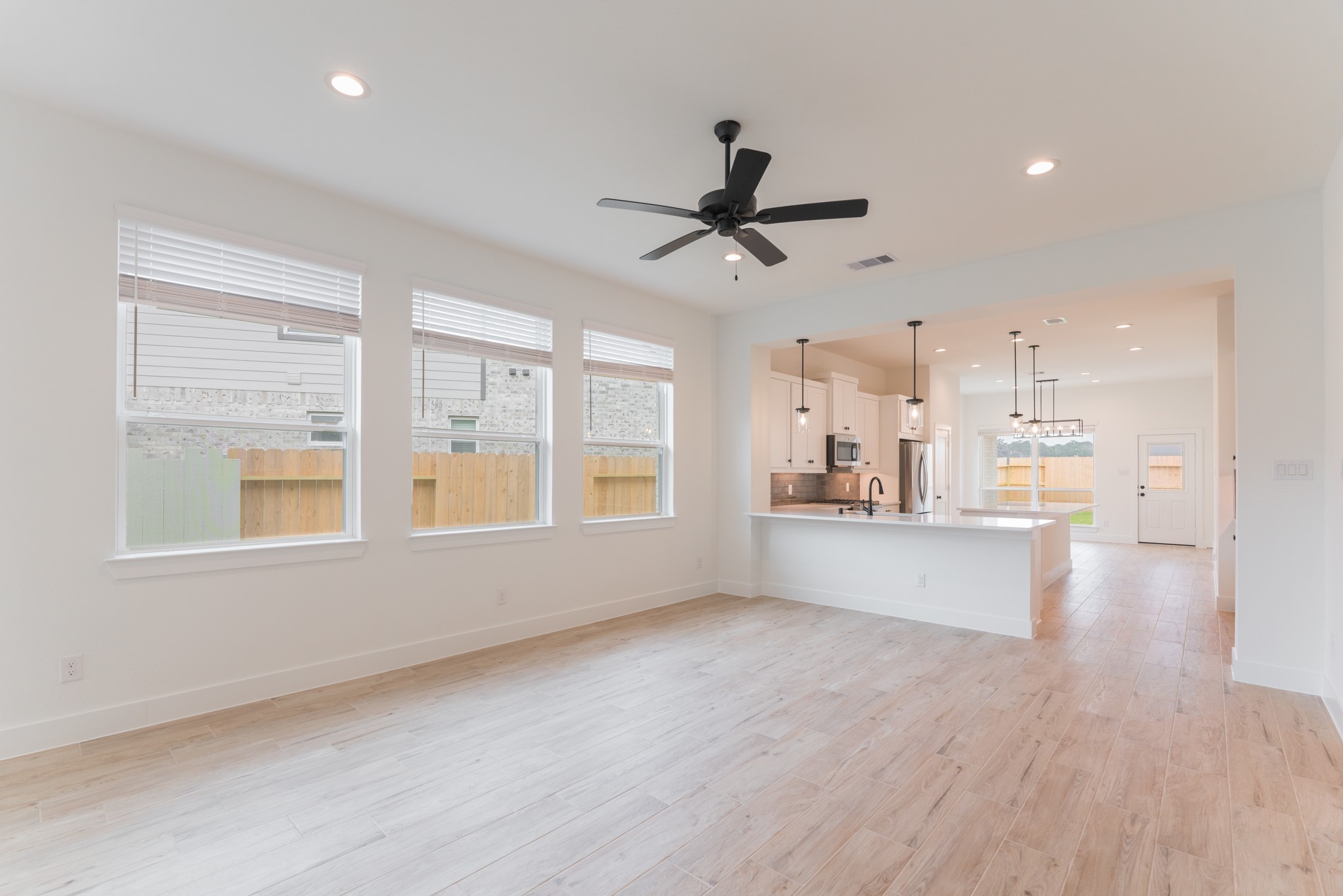 10631 Wild Chives Property Photo 6