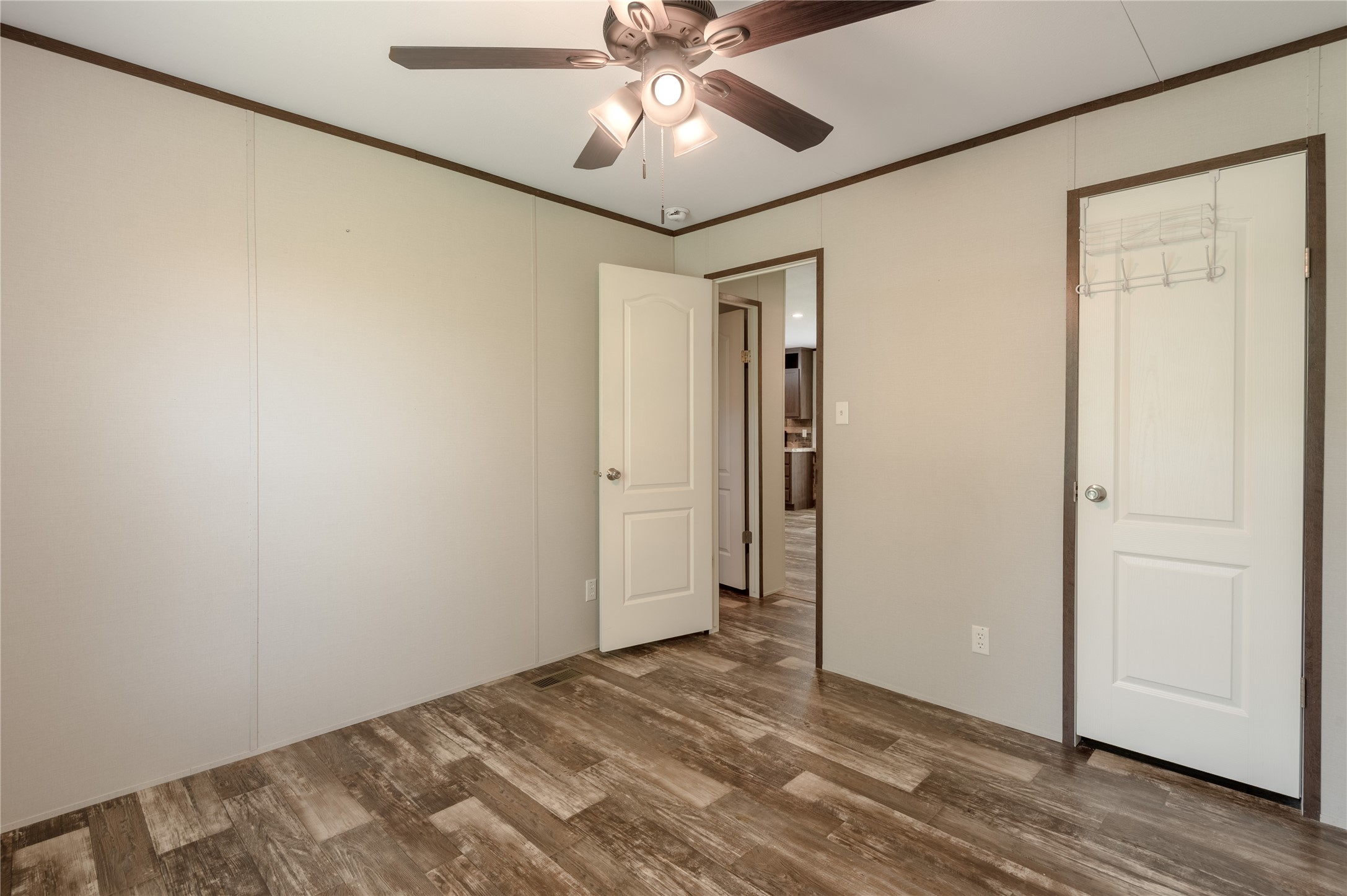 3011 Simmons Street Property Photo 26