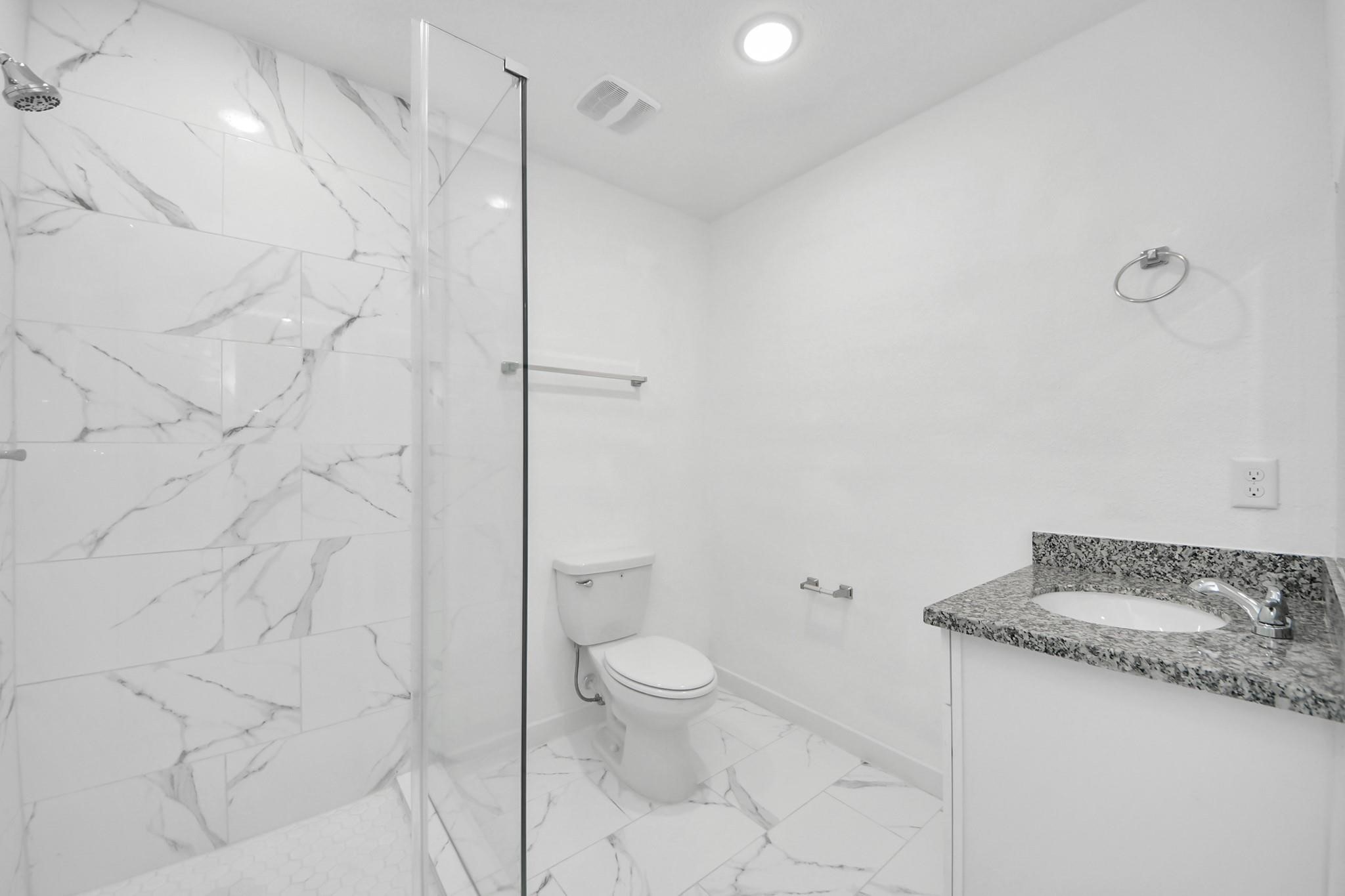 7611 Shotwell A B Property Photo 14