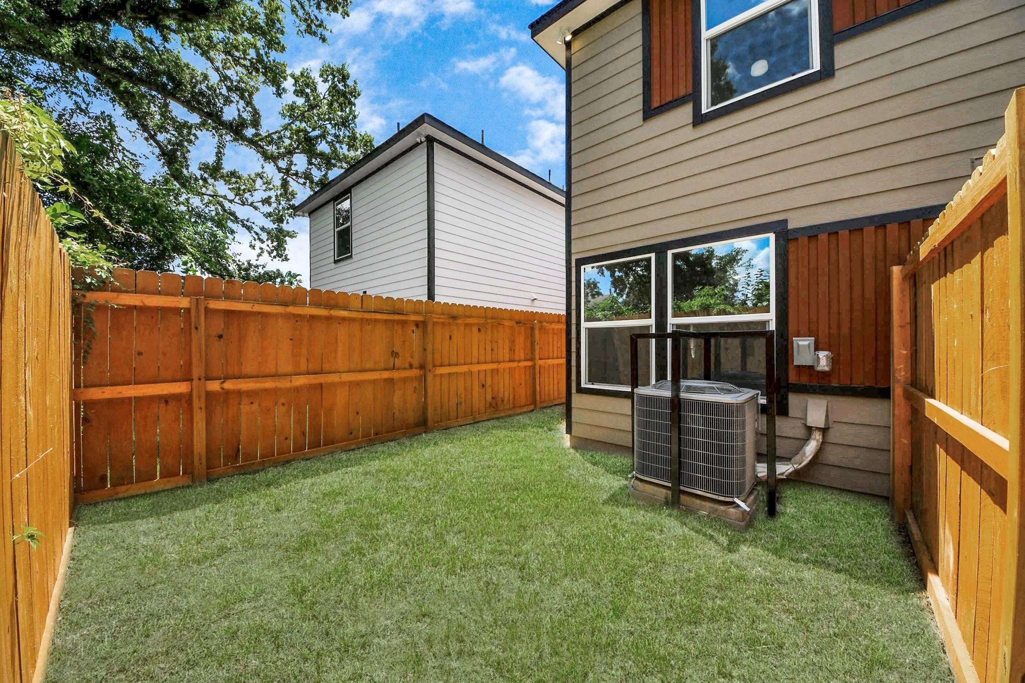 7611 Shotwell A B Property Photo 17
