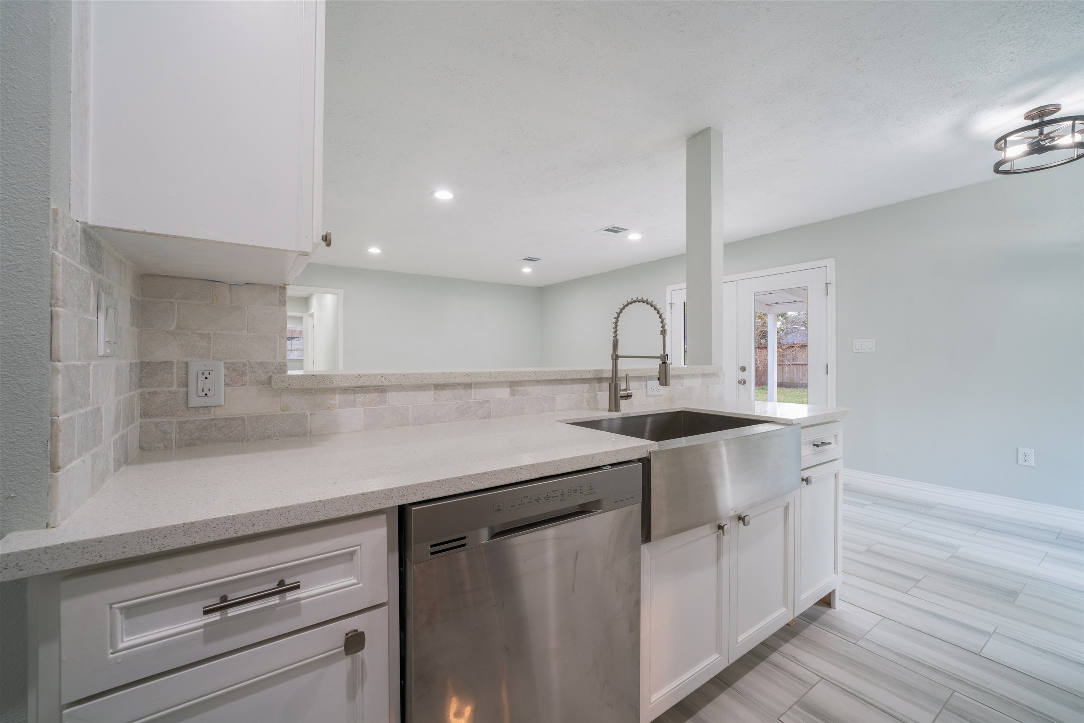7115 Shady Moss Lane Property Photo 11
