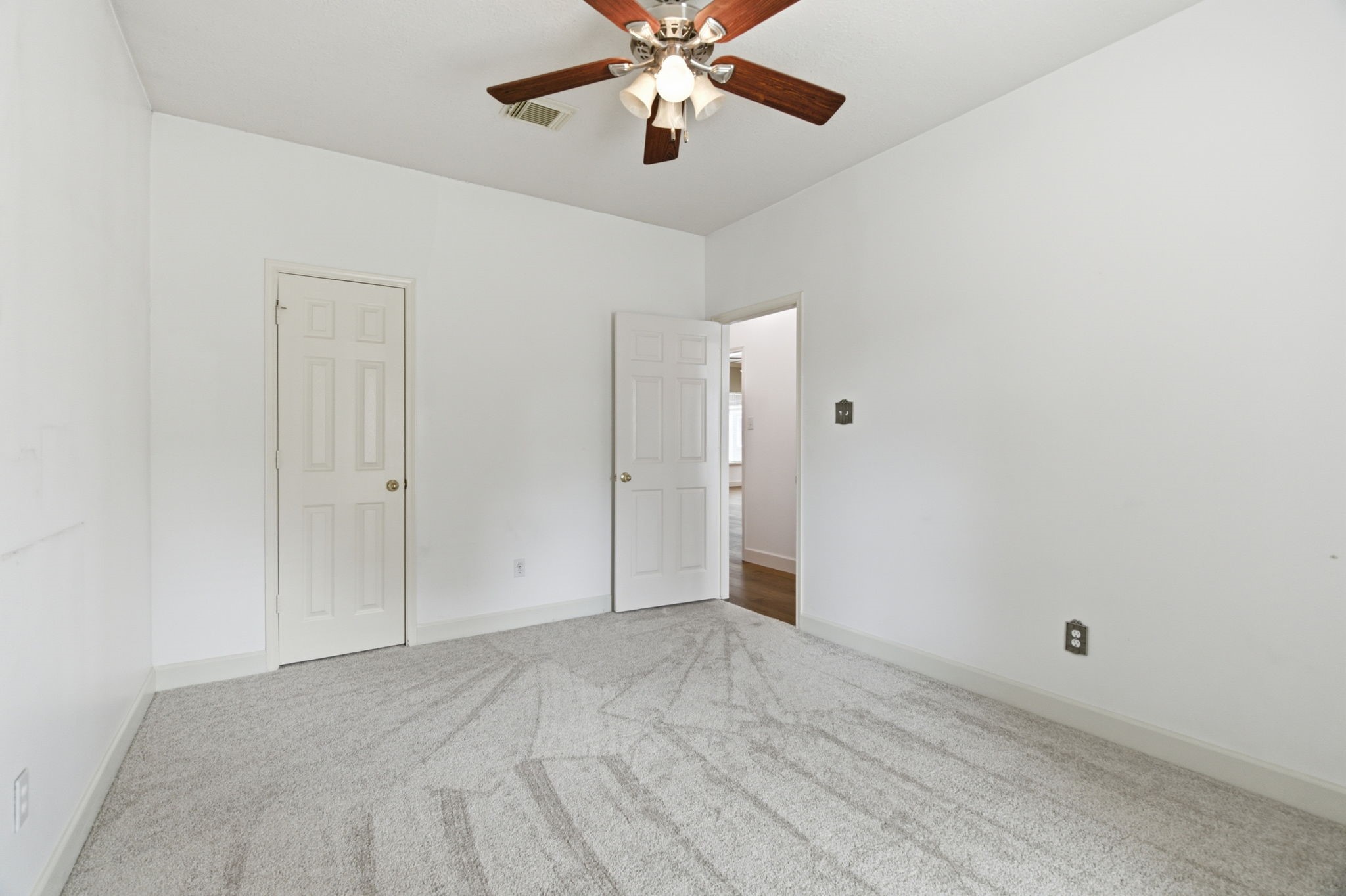 304 Melodywood Drive Property Photo 16