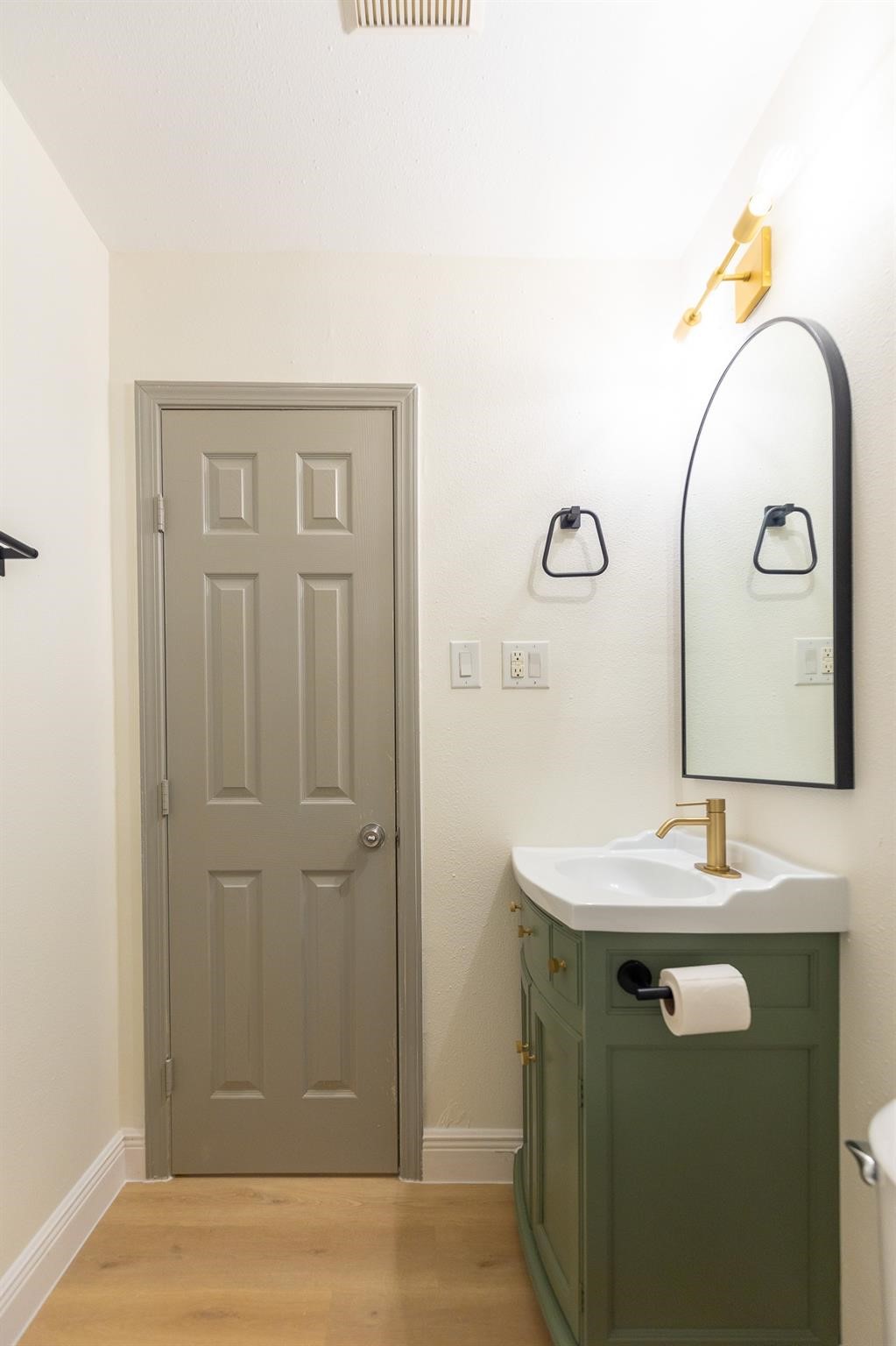 11603 Chimney Rock Road 4 Property Photo 6