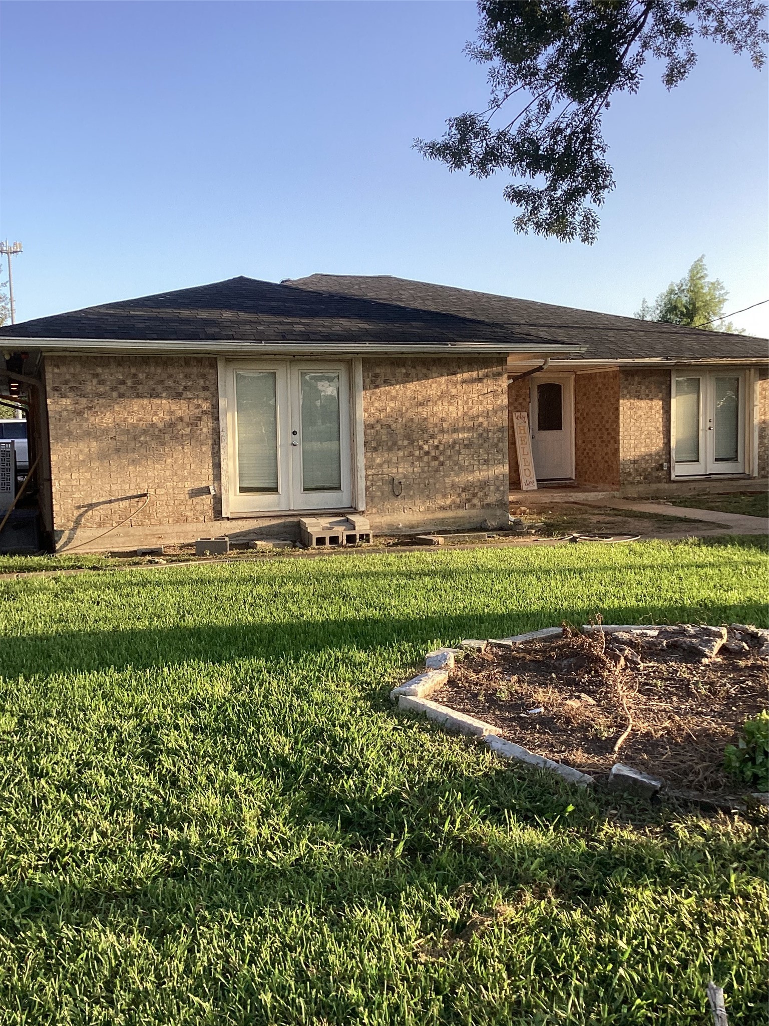 114 E Palm Street Property Photo 1