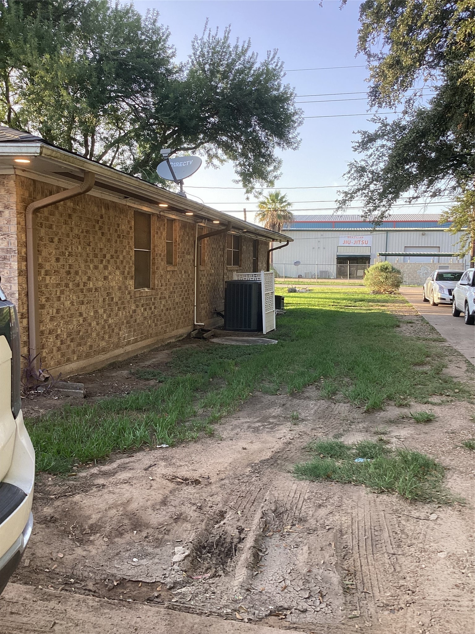 114 E Palm Street Property Photo 2