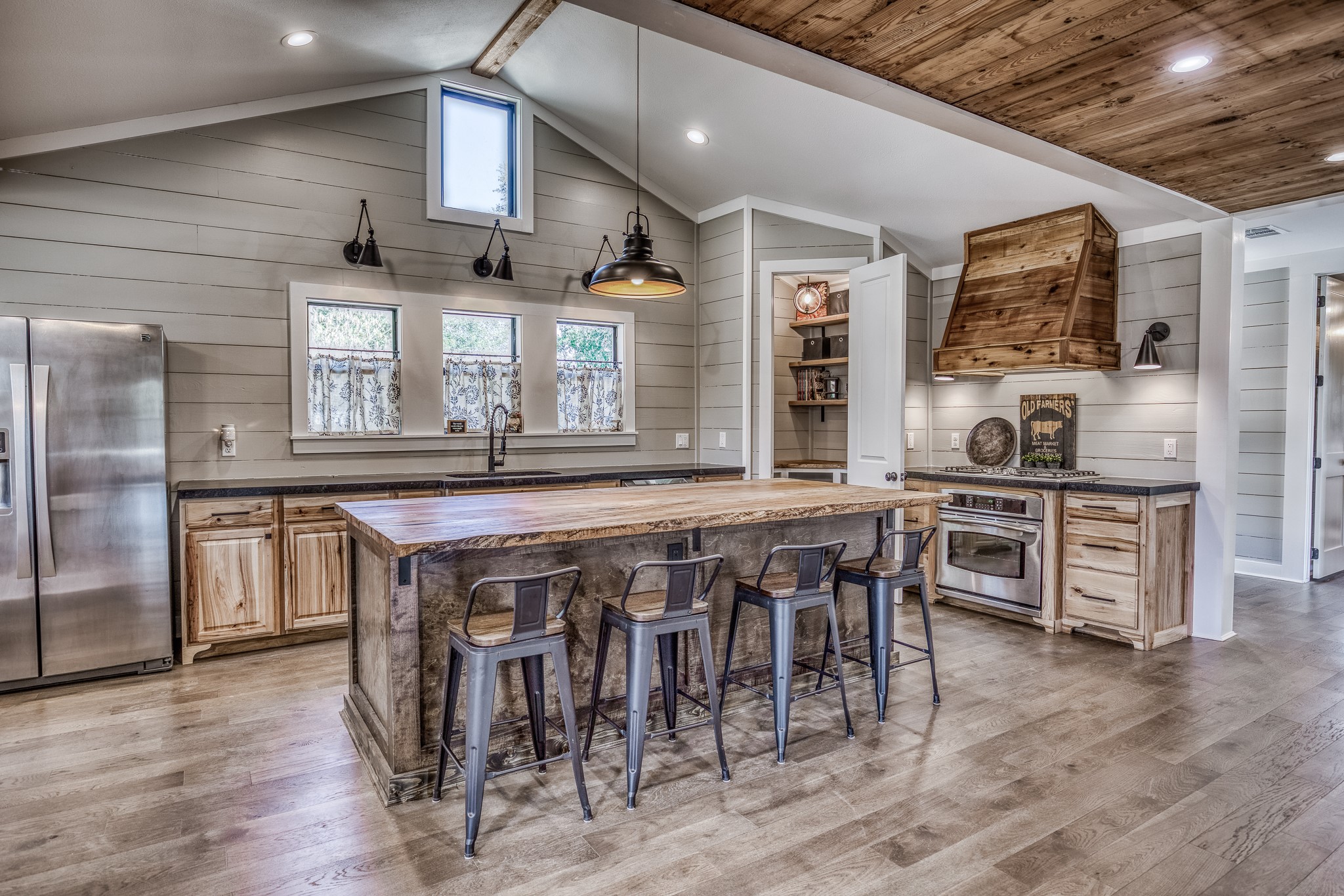 23200 Fm 1155 E Property Photo 2