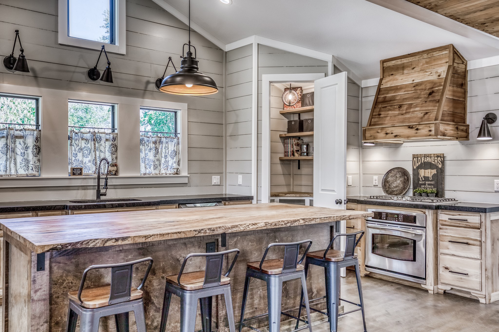 23200 Fm 1155 E Property Photo 3