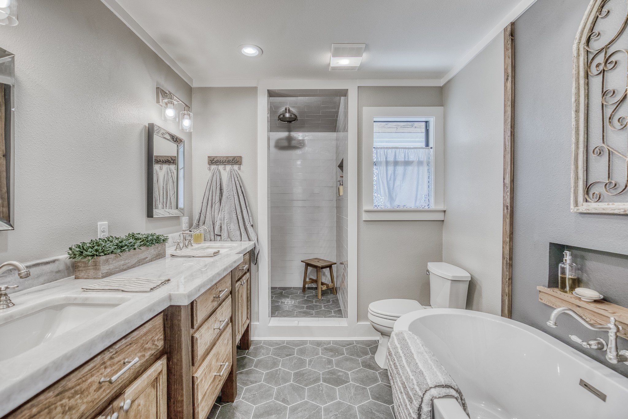 23200 Fm 1155 E Property Photo 14