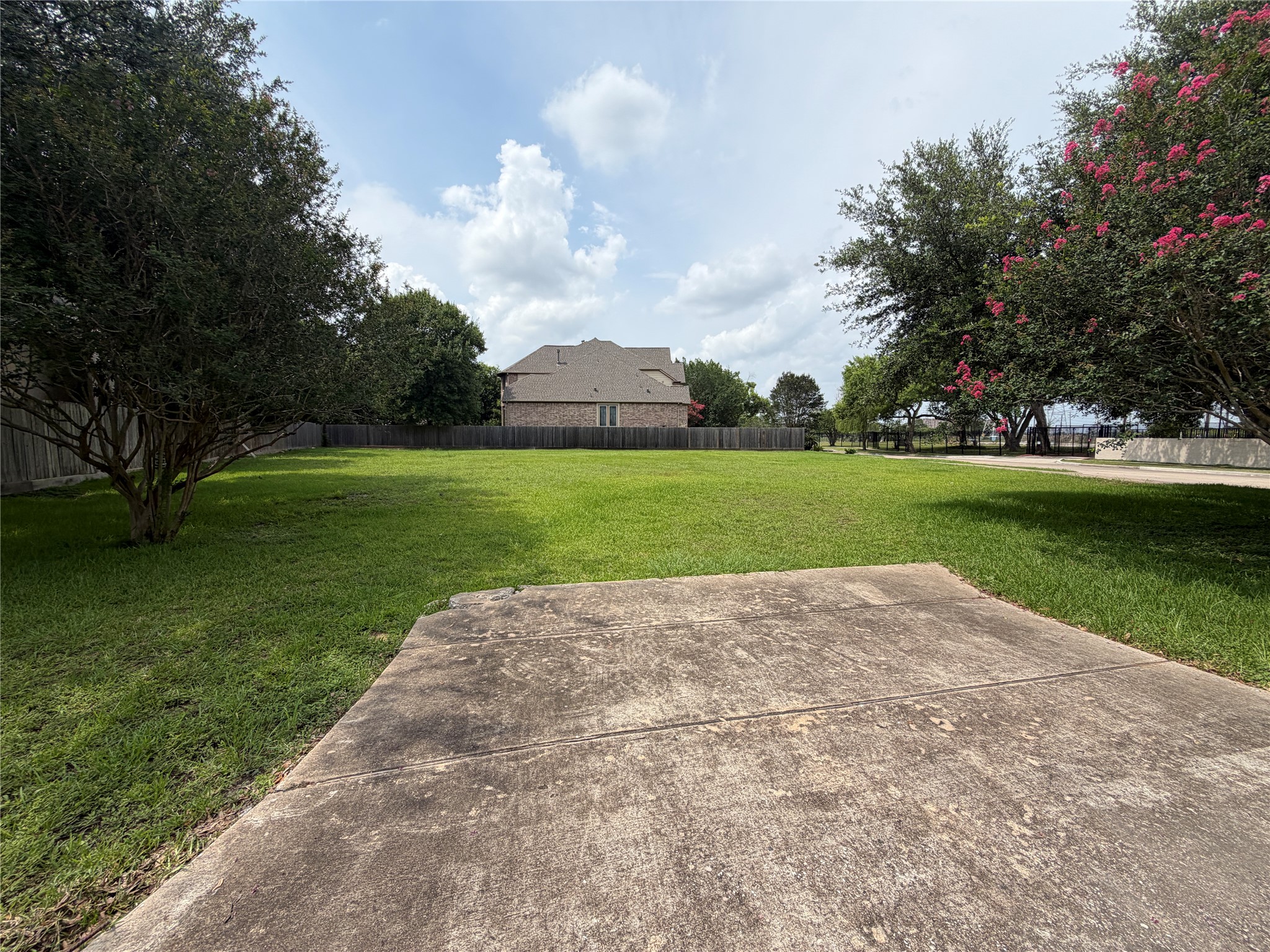 9002 Cliffwood Drive