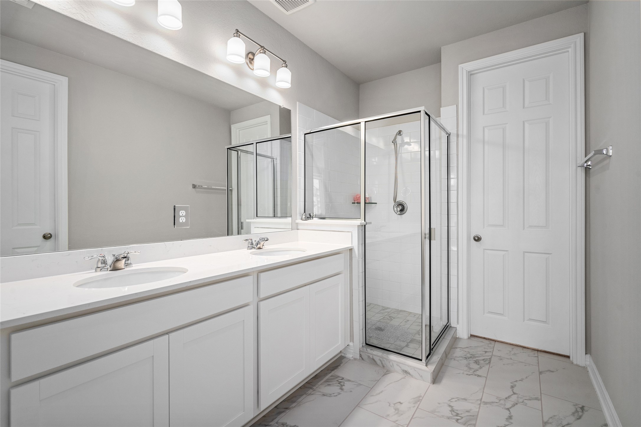 9406 Caddo Ridge Lane Property Photo 13