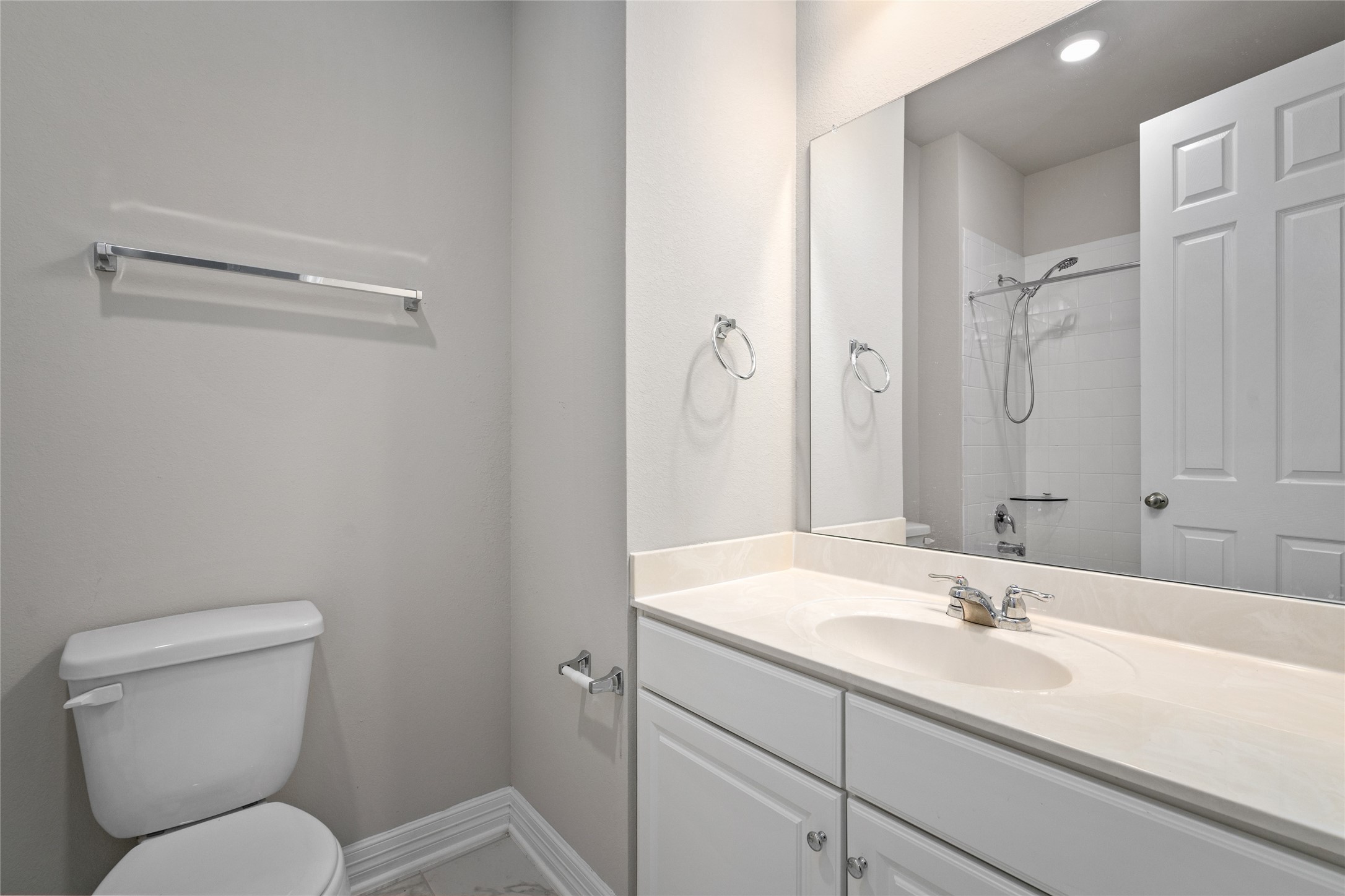 9406 Caddo Ridge Lane Property Photo 15